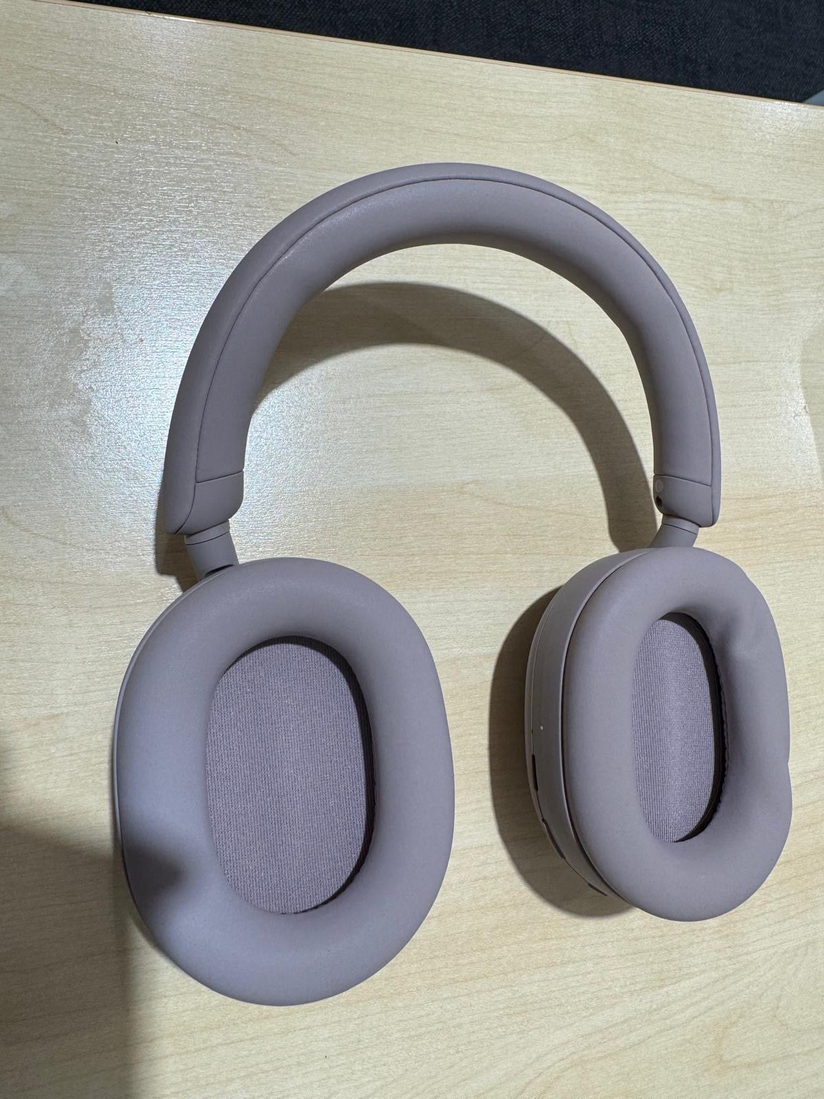 Sony WH-1000XM5 Wireless Noise Cancelling Headphones Pink - As New - Refurbished SONY