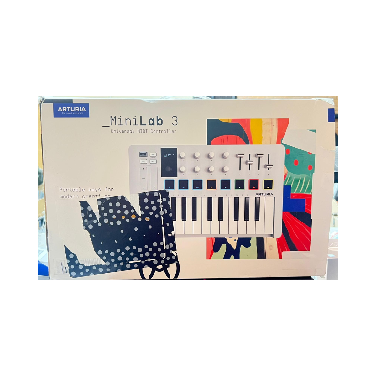 Arturia MiniLab MK3, White (MiniLab 3) - As New Condition Arturia