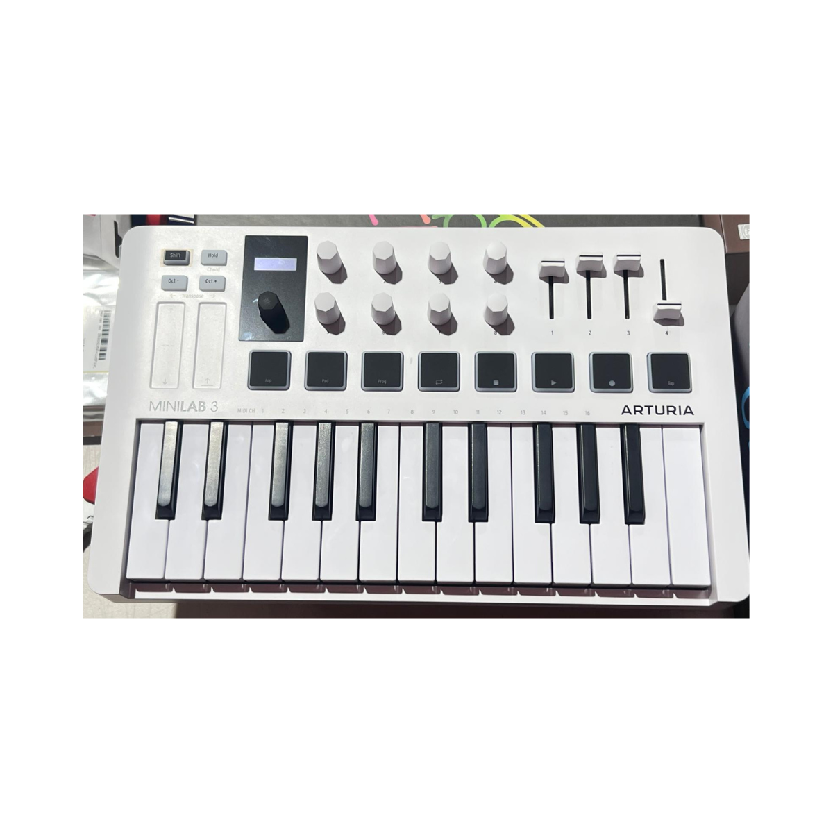 Arturia MiniLab MK3, White (MiniLab 3) - As New Condition Arturia