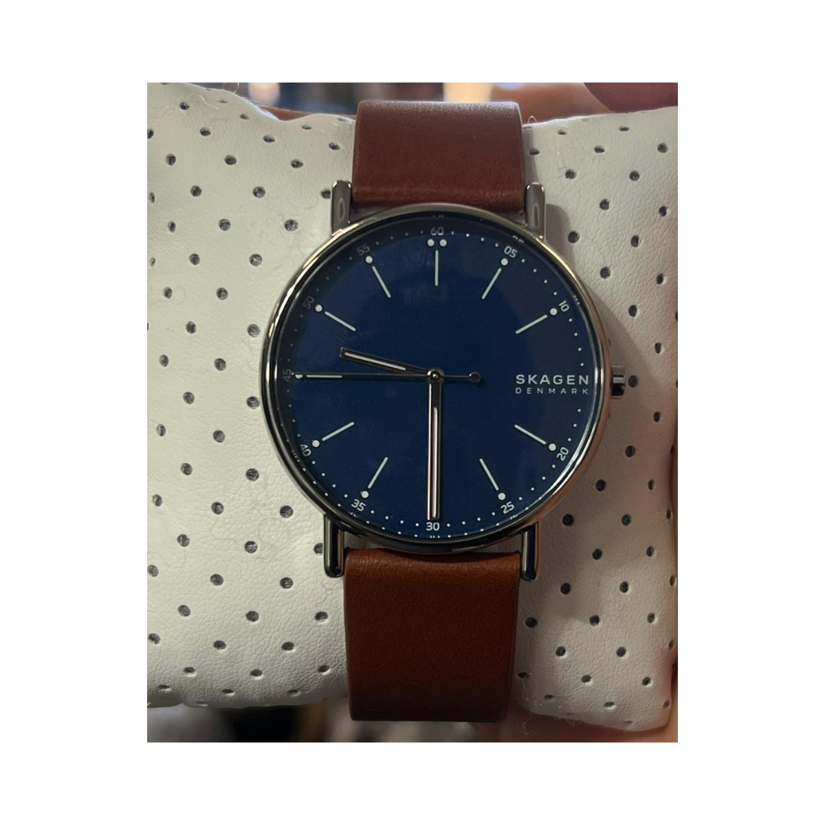 Skagen Signatur's Blue Dial Watch with Brown Leather Strap - As New - Mr Bargain