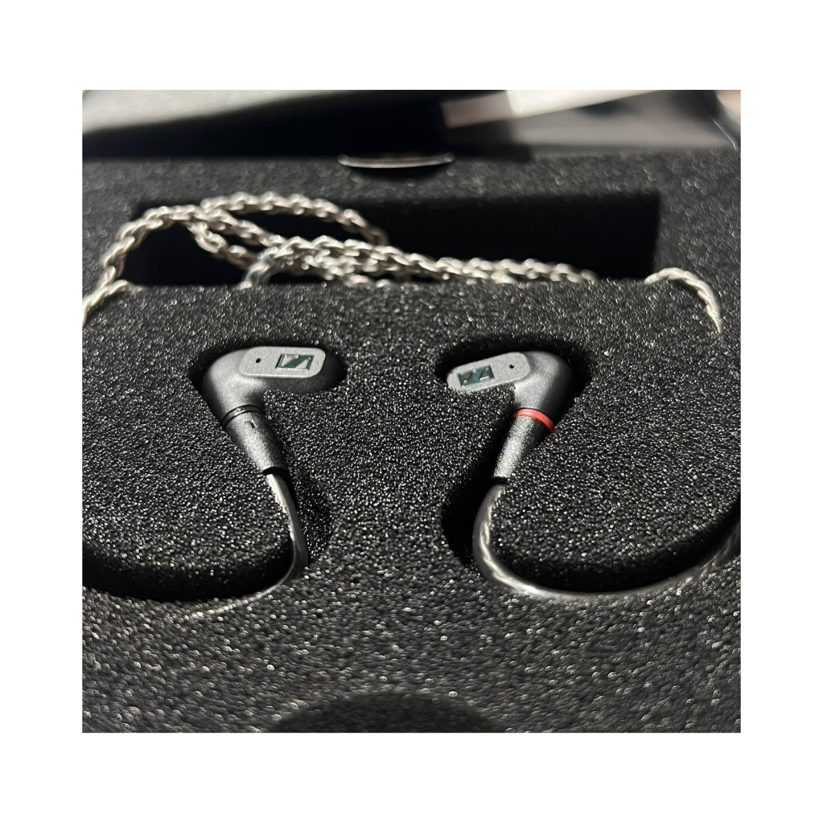 Sennheiser IE 200 In-Ear Wired Headphones , Black – As New Condition SENNHEISER