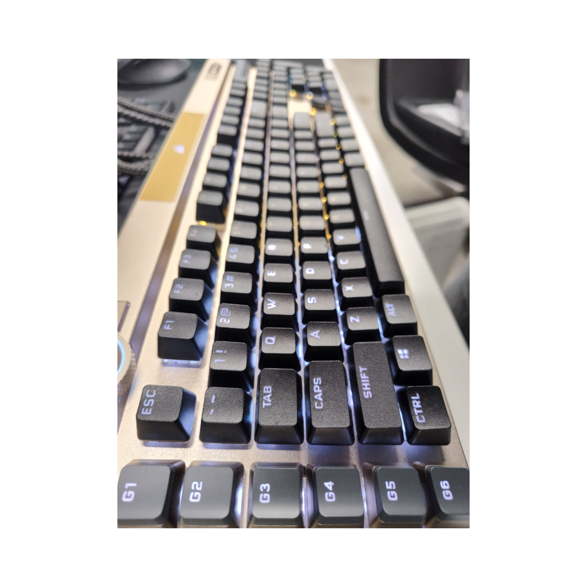 CORSAIR K100 RGB Optical-Mechanical Gaming Keyboard Midnight Gold OPX Switches - As New Condition CORSAIR