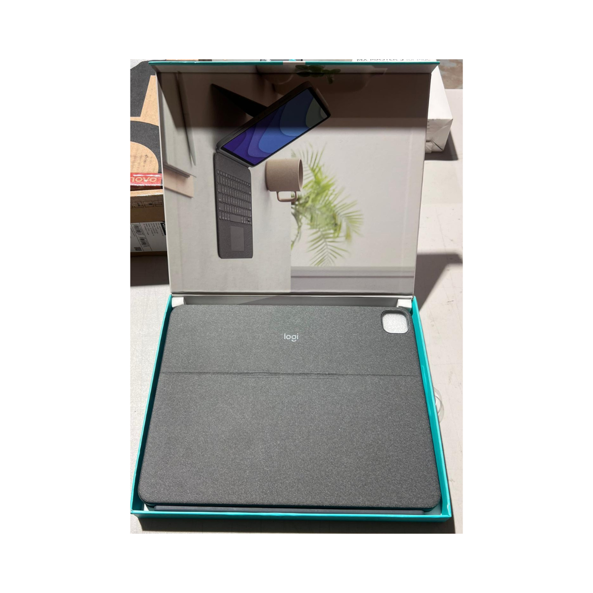 Logitech Combo Touch Keyboard Case for iPad Pro 12.9-inch (5th & 6th Gen) Backlit Trackpad - As New Logitech