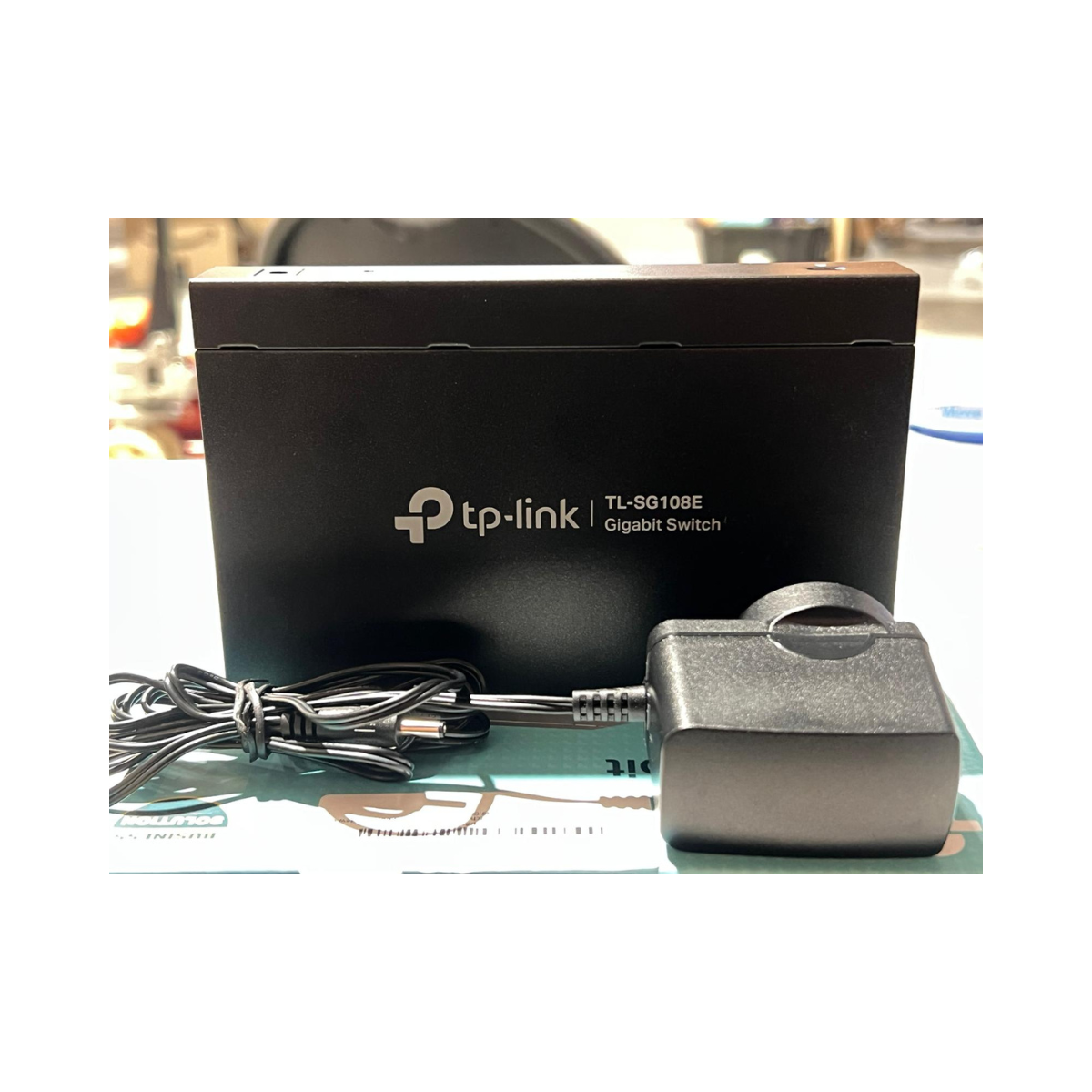 TP-Link 8-Port Gigabit Easy Smart Desktop Switch, 8 x 10/100/1000Mbps  - As New Condition TP-LINK