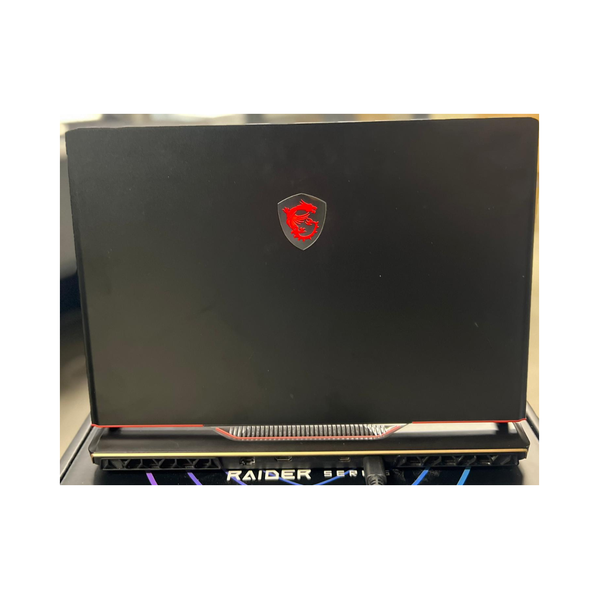 MSI Raider GE78HX 13VH-296AU Gaming Laptop i9 RTX 4080 64GB 4TB – Excellent Condition MSI