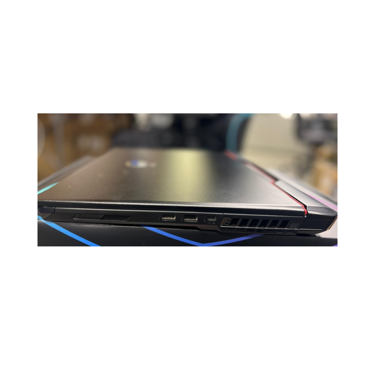 MSI Raider GE78HX 13VH-296AU Gaming Laptop i9 RTX 4080 64GB 4TB – Excellent Condition MSI