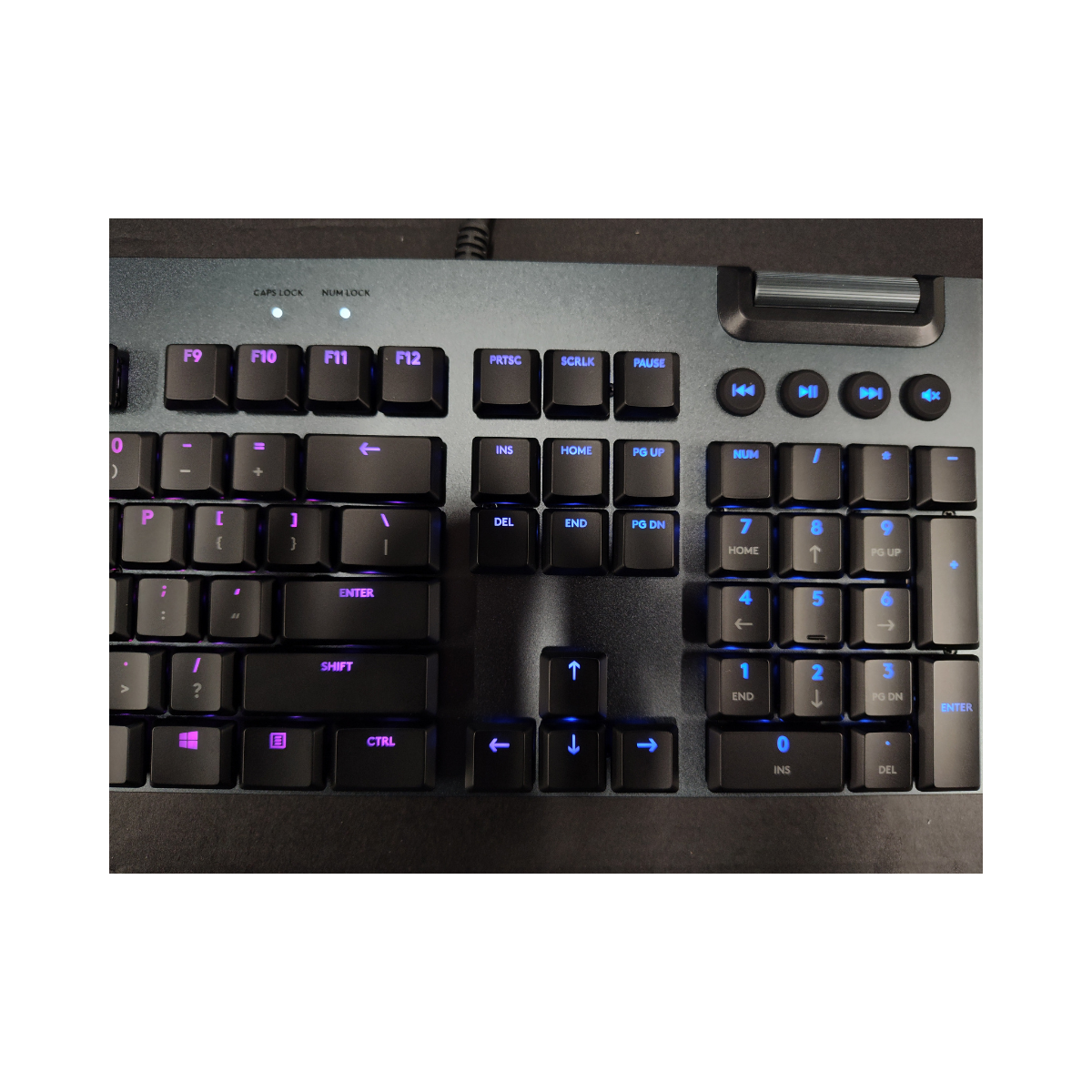 Logitech G815 LIGHTSYNC RGB Mechanical Gaming Keyboard GL Clicky Switch - As New Condition Logitech