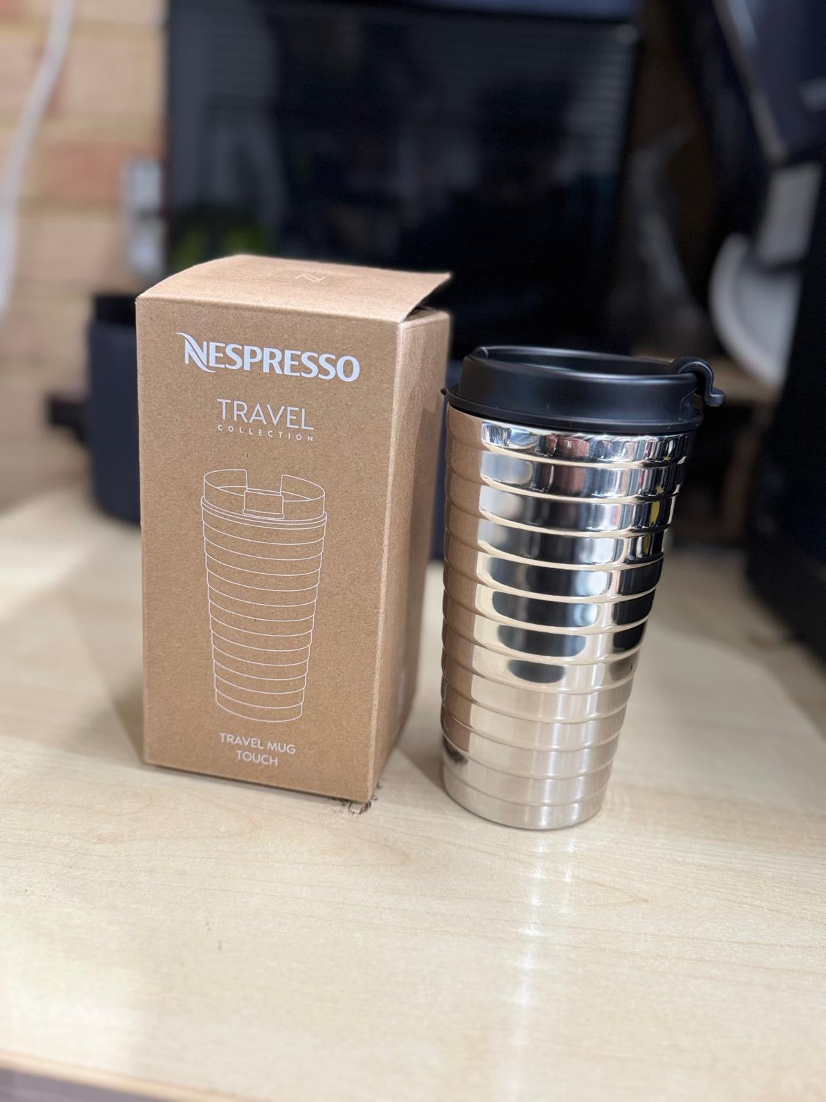 De'Longhi Nespresso Vertuo Pop Iced Value Pack ENV90.AAEICE Coffee Machine – As New DeLonghi