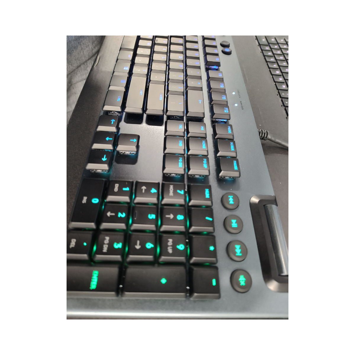 Logitech G815 LIGHTSYNC RGB Mechanical Gaming Keyboard GL Clicky Switch - As New Condition Logitech