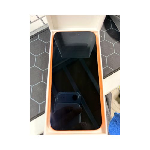 iPhone 17 Pro Max 256GB Orange - Excellent Condition Apple