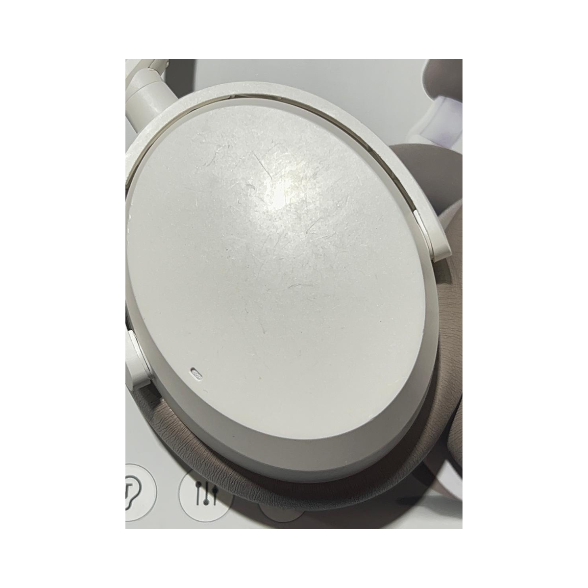 Sennheiser ACCENTUM Wireless Over Ear Noise Cancelling Headphones, White - Fair Condition SENNHEISER