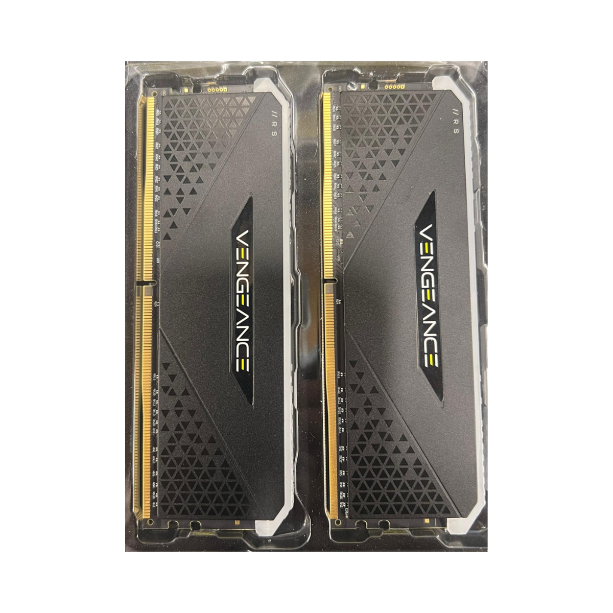 CORSAIR VENGEANCE RGB RS 32GB (2x16GB) DDR4 3200MHz C16 RAM - As New Condition CORSAIR