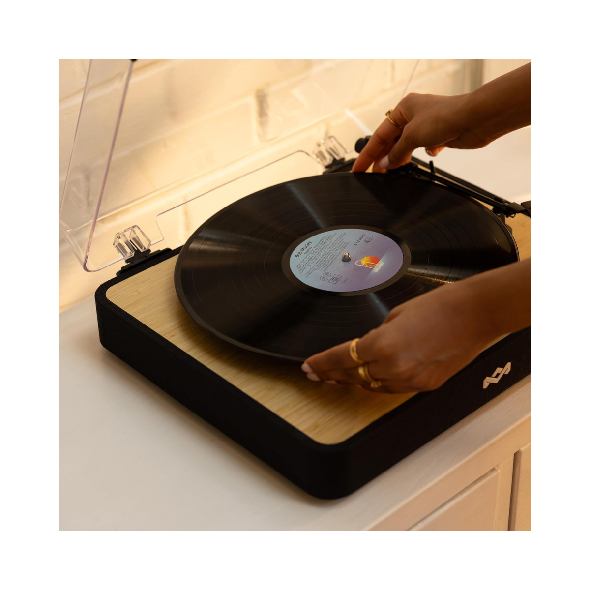 House of Marley Revolution Wireless Turntable Bluetooth Record Player – As New Condition House of Marley