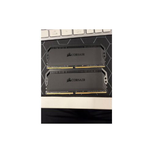 Corsair Dominator Platinum RGB 32GB (2x16GB) DDR4 3600MHz C18 - CMT32GX4M2Z3600C18 - As New Condition CORSAIR