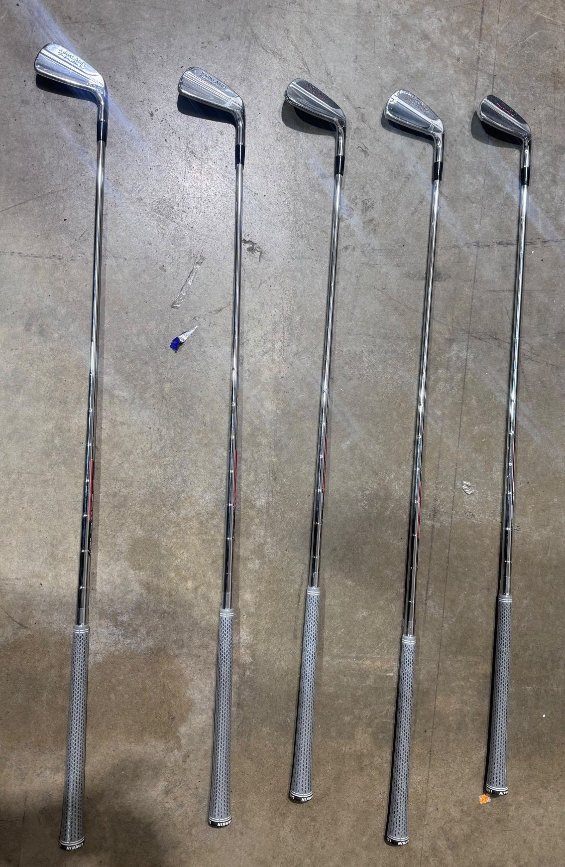 Kirkland Signature Players Distance 7-Piece Regular Flex Iron Set - As New - Refurbished Kirkland
