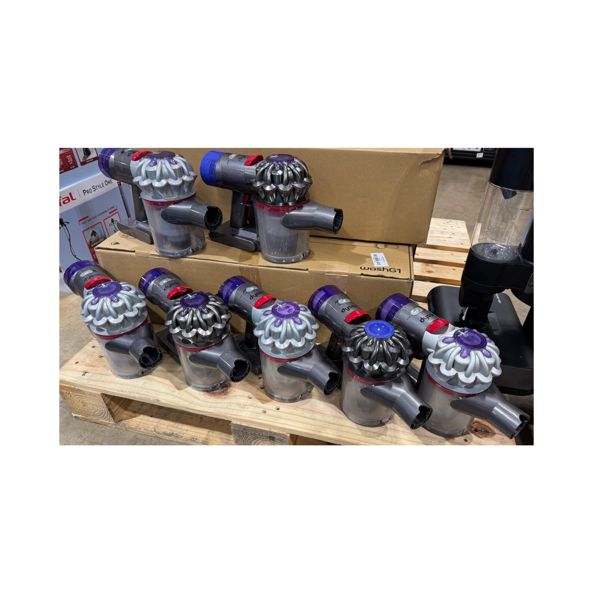 Dyson V8 Main Unit Only – Excellent Used Condition DYSON