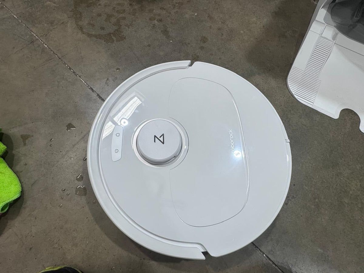 Roborock Qrevo C Robot Vacuum and Mop White - Excellent - Refurbished Roborock