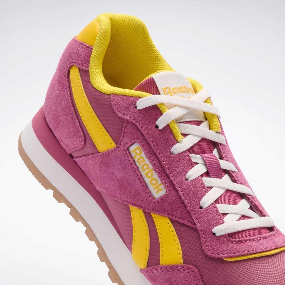Reebok Women's Glide Sneaker, Pink/Pink/Golden Haze - EU 40 Reebok