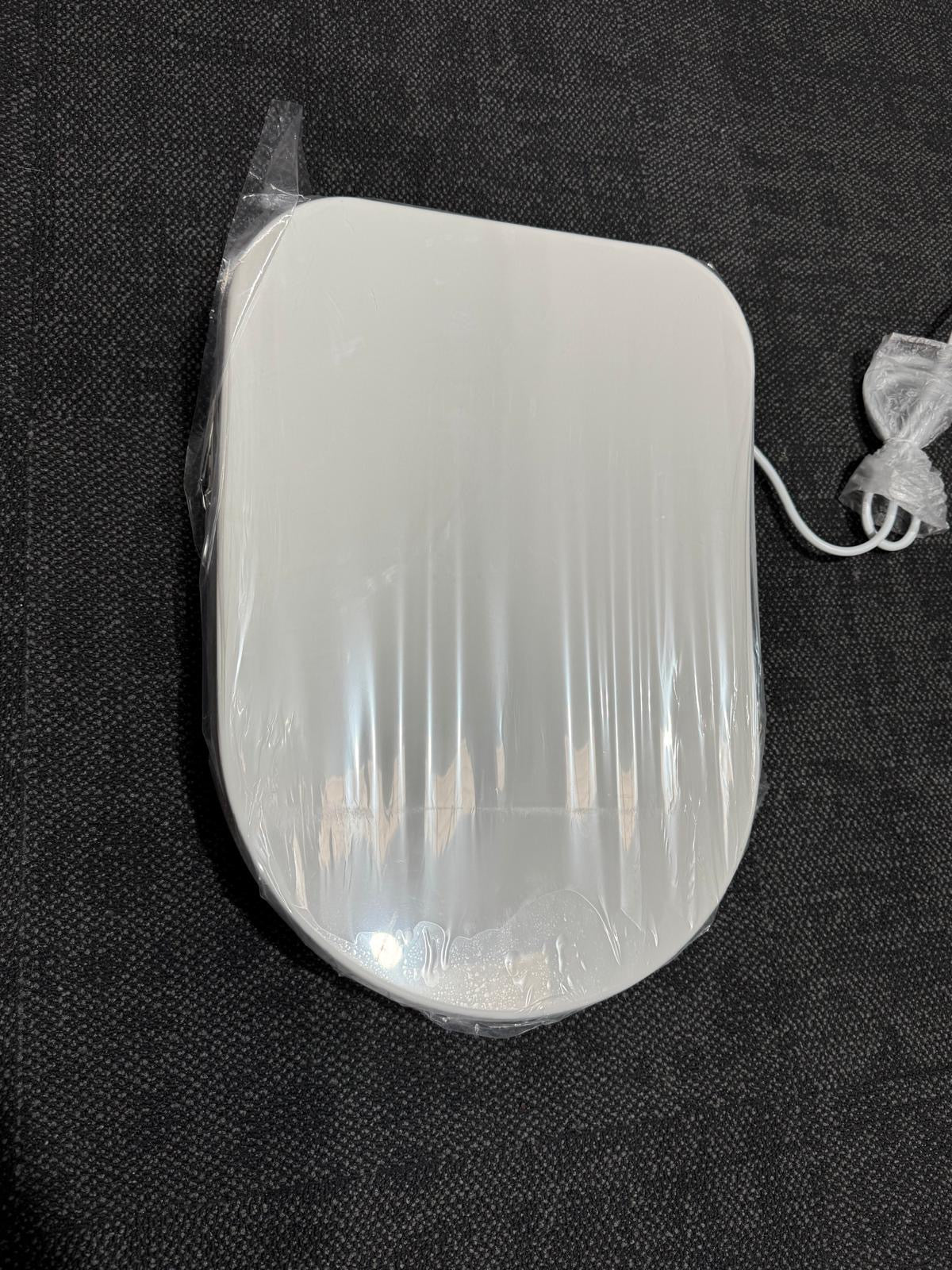 Presenza QTA032 Smart Bidet Toilet Seat White Heated Washlet – As New PRESENZA