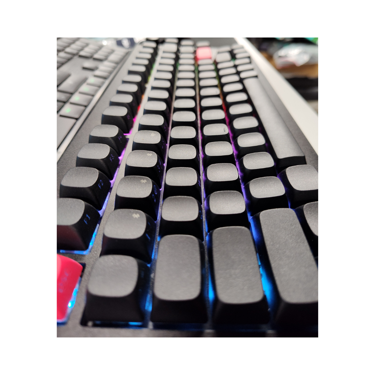 Keychron Q1 Max RGB QMK/VIA Wireless Mechanical Keyboard Knob Gateron Jupiter Brown – As New Condition Keychron