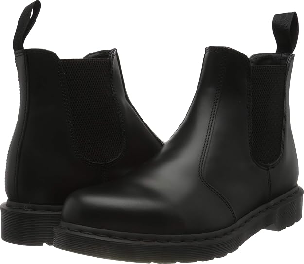 Dr. Martens Unisex 2976 Chelsea Boot, Black Leather, EU 38 Dr Martens