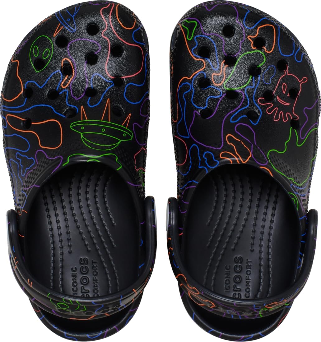 Crocs Kids Classic Print Clog, Hi Vis Camo - C5 / EU 22 CROCS