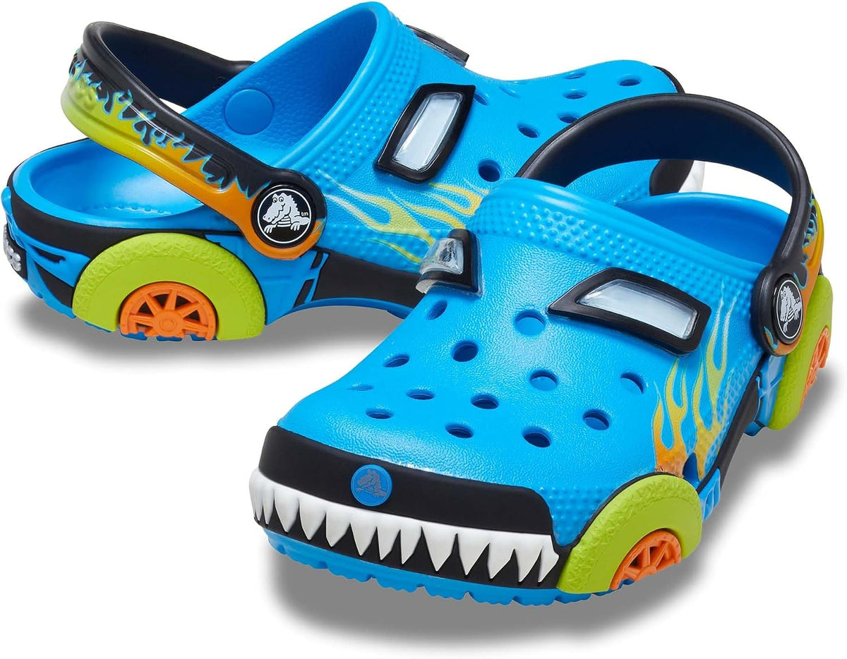 Crocs Kids Classic I AM Clog, Monster Truck - C5 / EU 22 CROCS