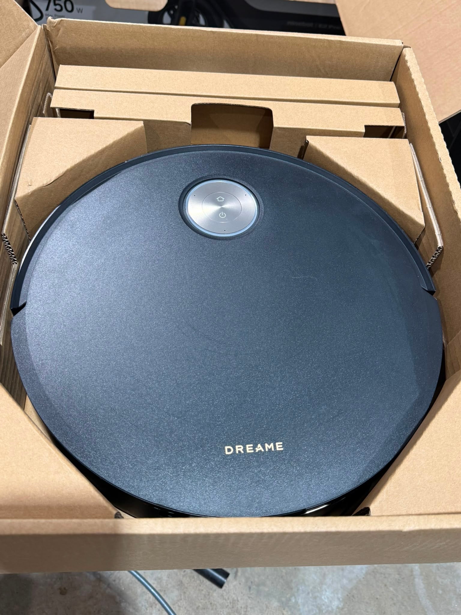 Dreame Aqua 10 Ultra Robot Vacuum & Mop Cleaner – Excellent Condition DREAME