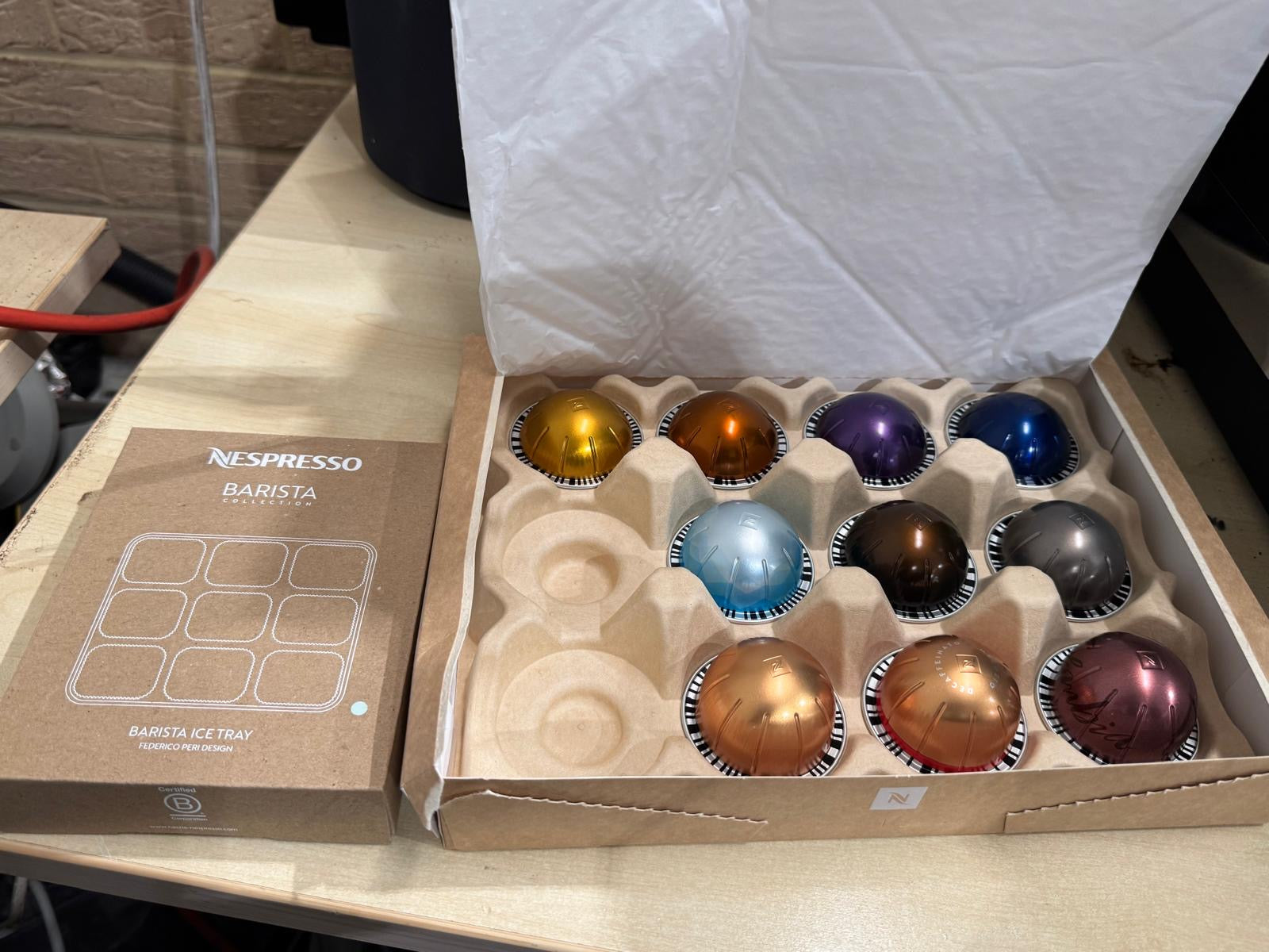 De'Longhi Nespresso Vertuo Pop Iced Value Pack ENV90.AAEICE Coffee Machine – As New DeLonghi