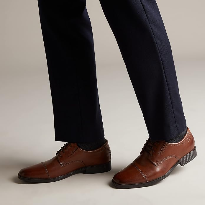 Clarks Men's Tilden Cap Oxford, Dark Tan Leather, 11 US / 44.5 EU Clarks Men's