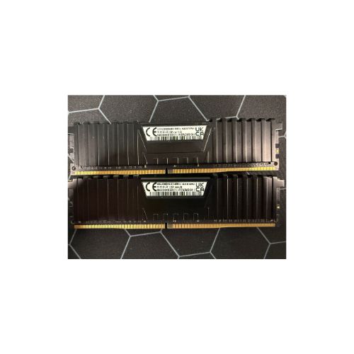 Corsair Vengeance LPX 32GB (2x16GB) DDR4 3600MHz  Desktop Gaming Memory Black (CMK32GX4M2D3600C18) - Fair Condition CORSAIR