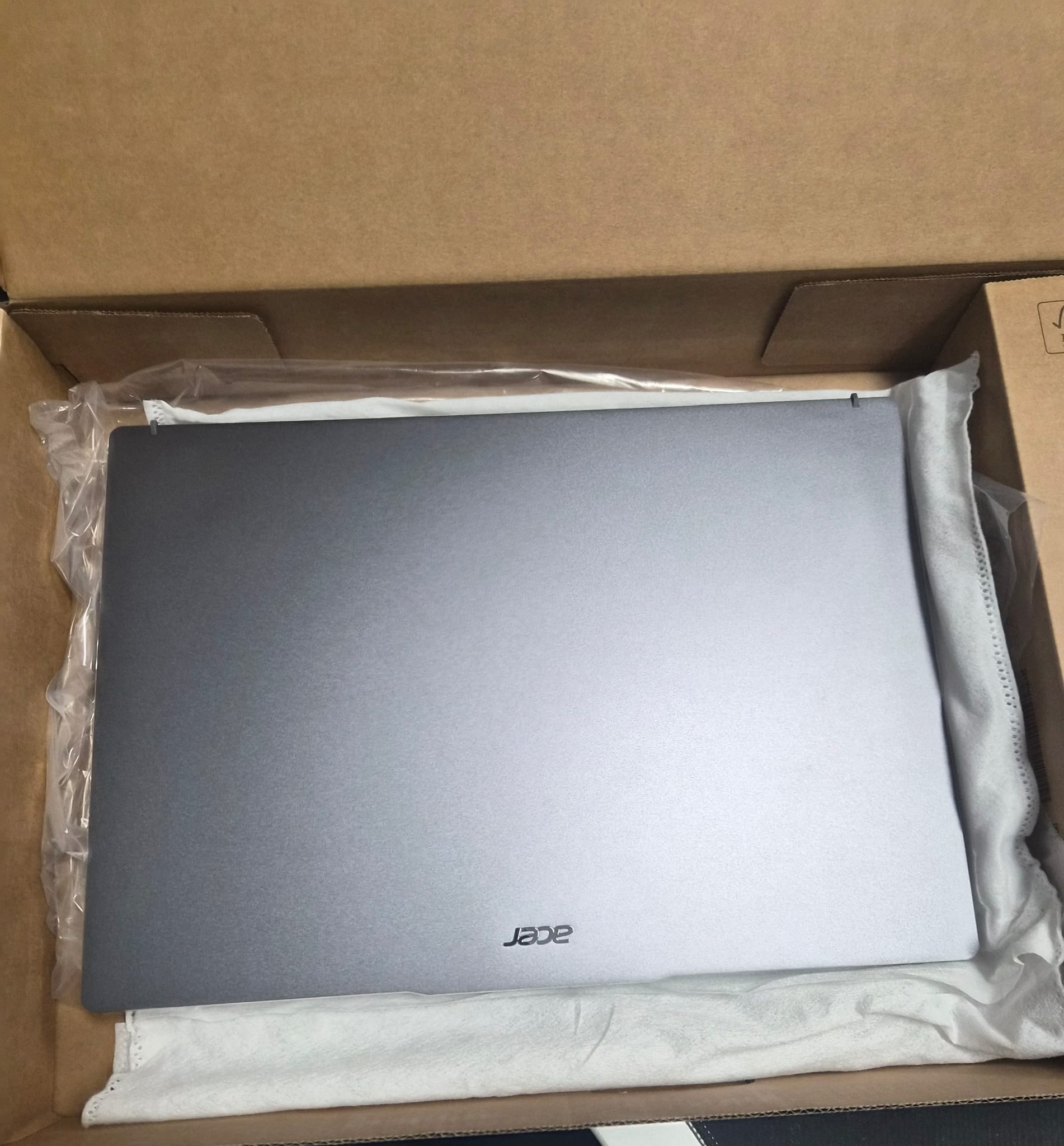 Acer Swift Go 14 SFG14-63-R0GV Laptop - As New Condition ACER