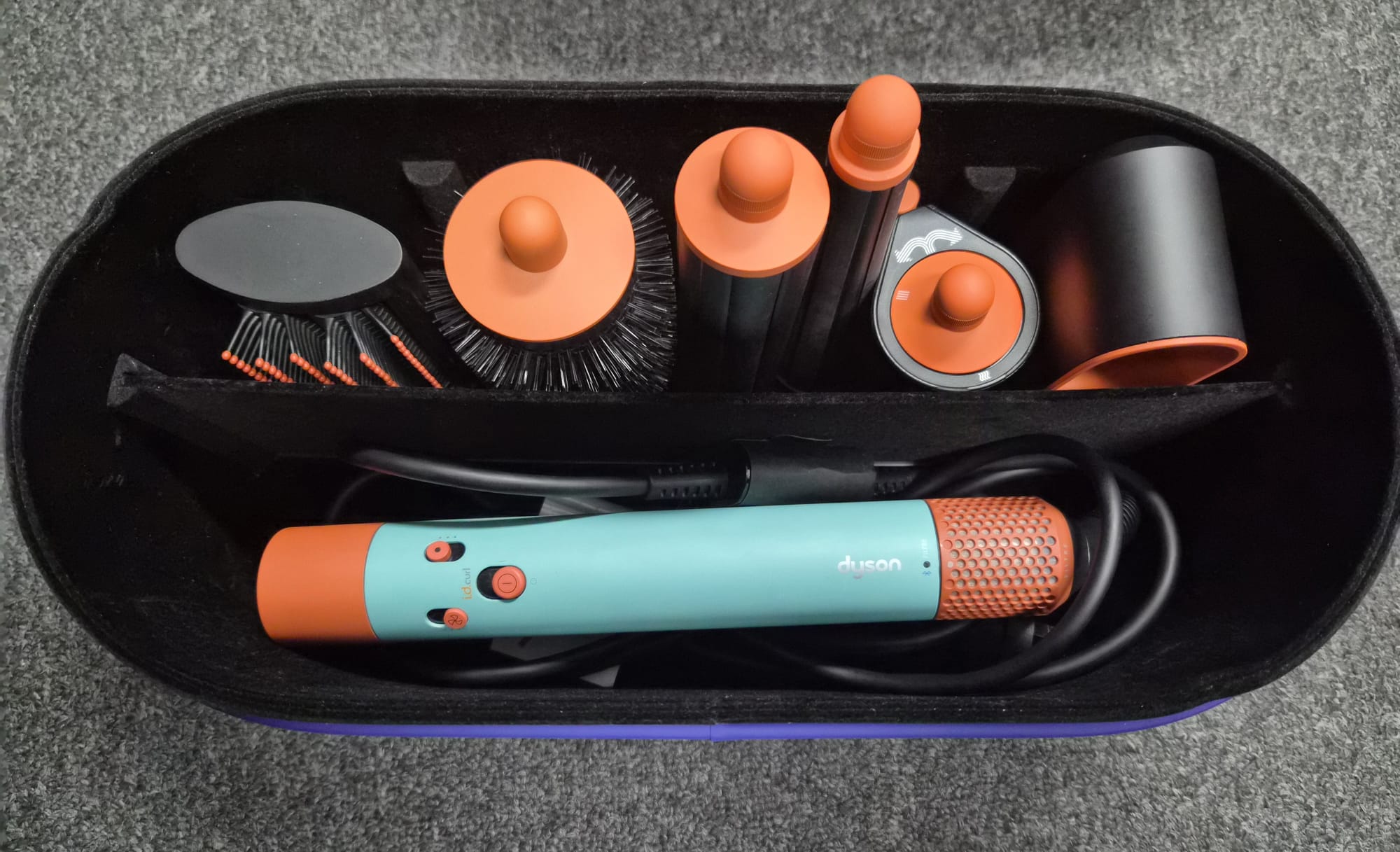 Dyson Airwrap i.d Multi-styler and dryer - Excellent Condition DYSON