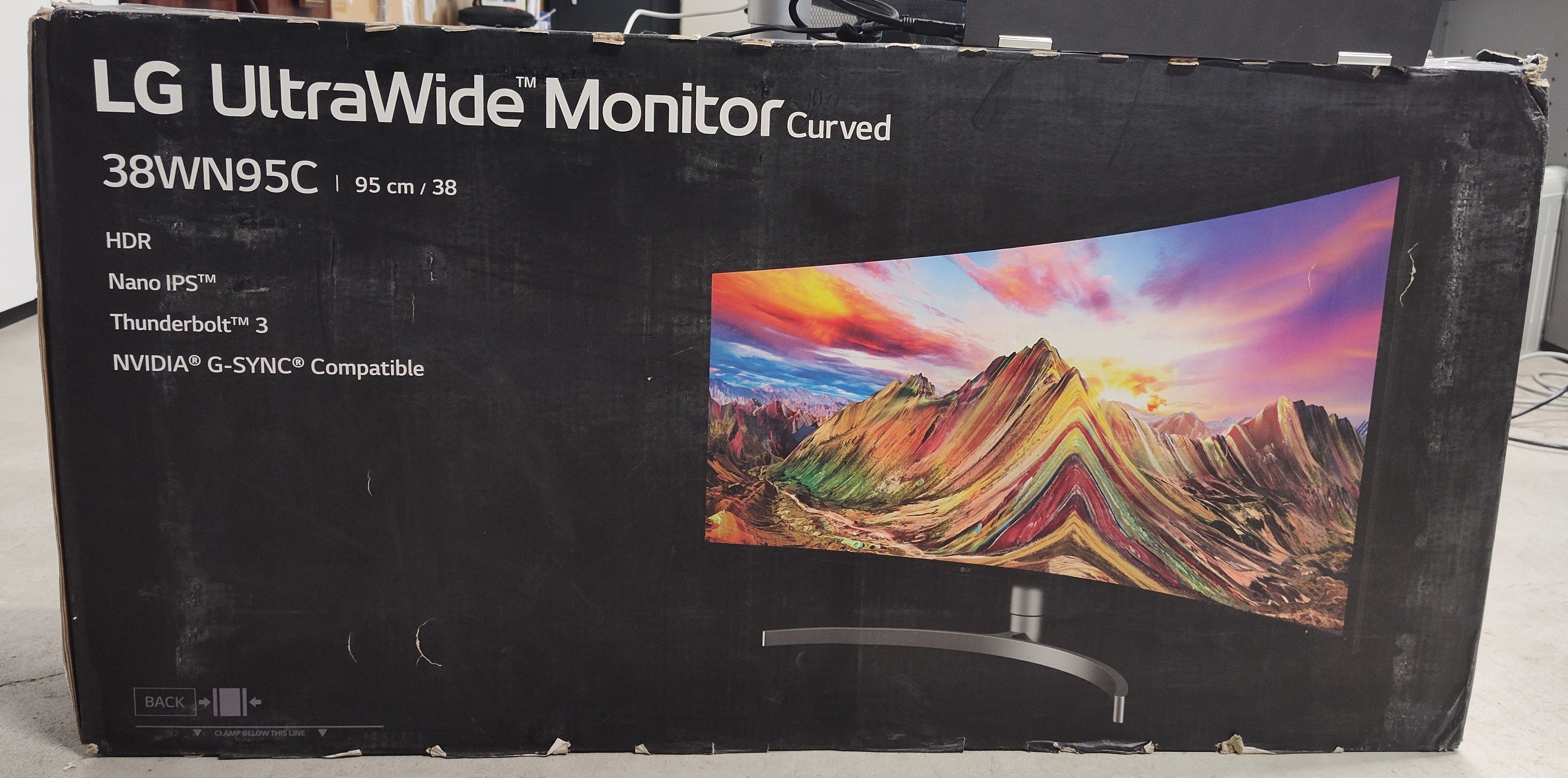 LG 38WN95C-W 38" Curved Ultrawide Monitor WQHD+ Nano IPS Thunderbolt 3 – Excellent Condition LG
