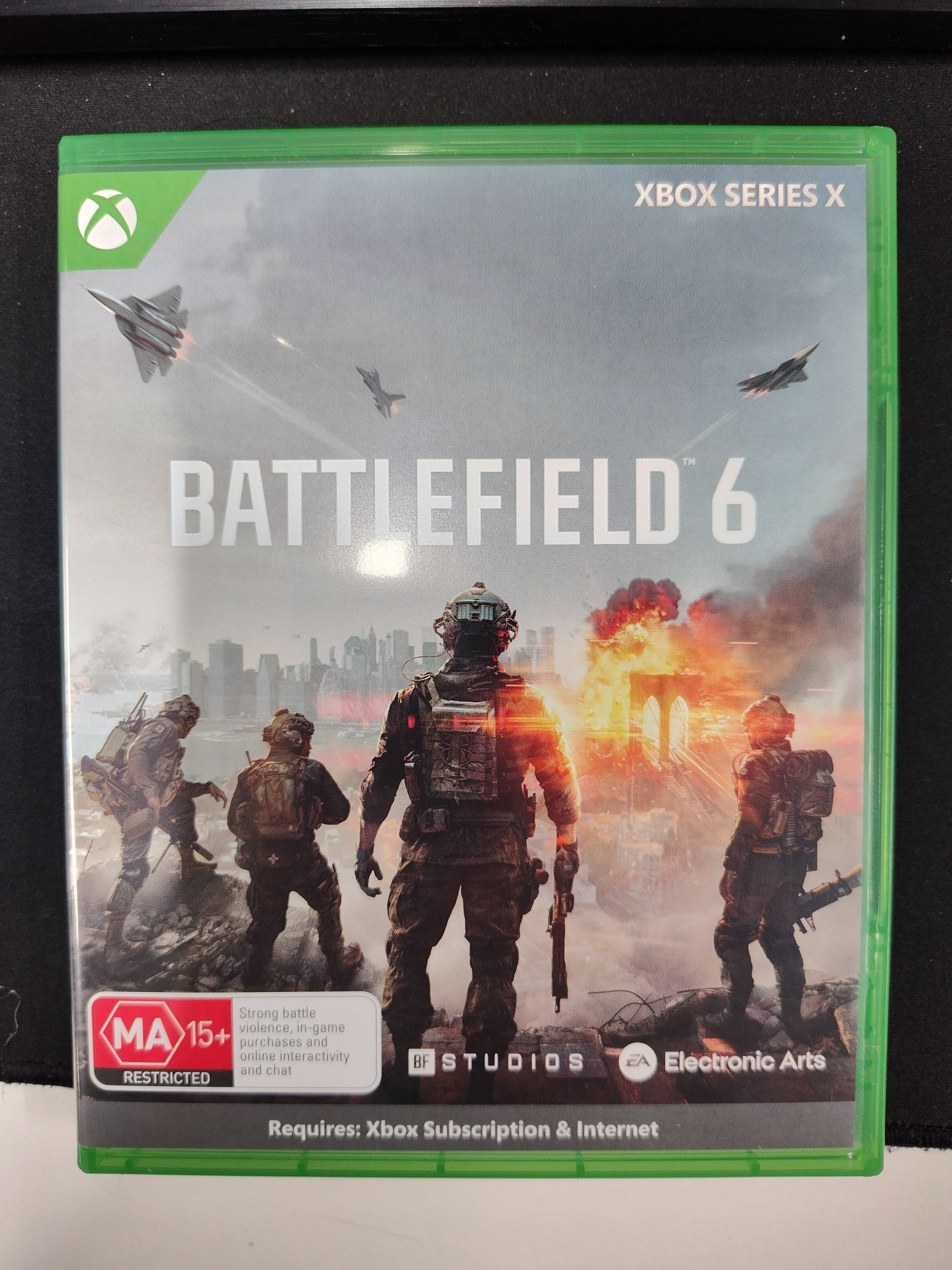 XBOX SERIES X 1TB ( FREE BATTLEFIELD 6 GAME IN THE BOX) - EXCELLENT CONDITION MICROSOFT