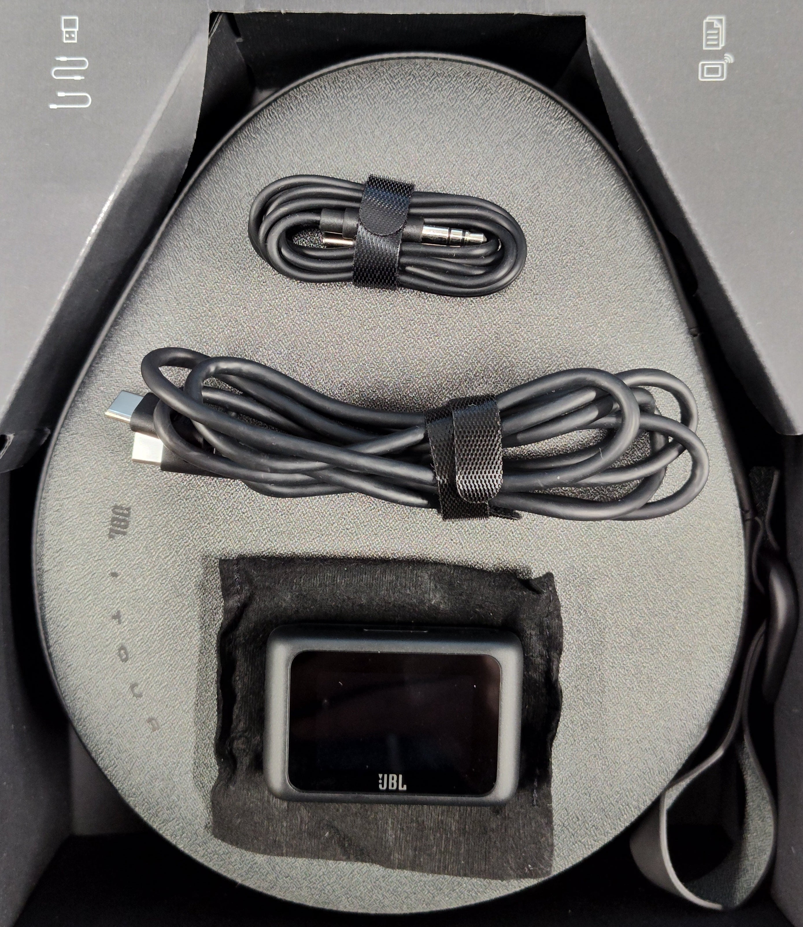 JBL Tour One M3 Smart Tx Wireless Noise Cancelling Headphones Black - Excellent Condition JBL