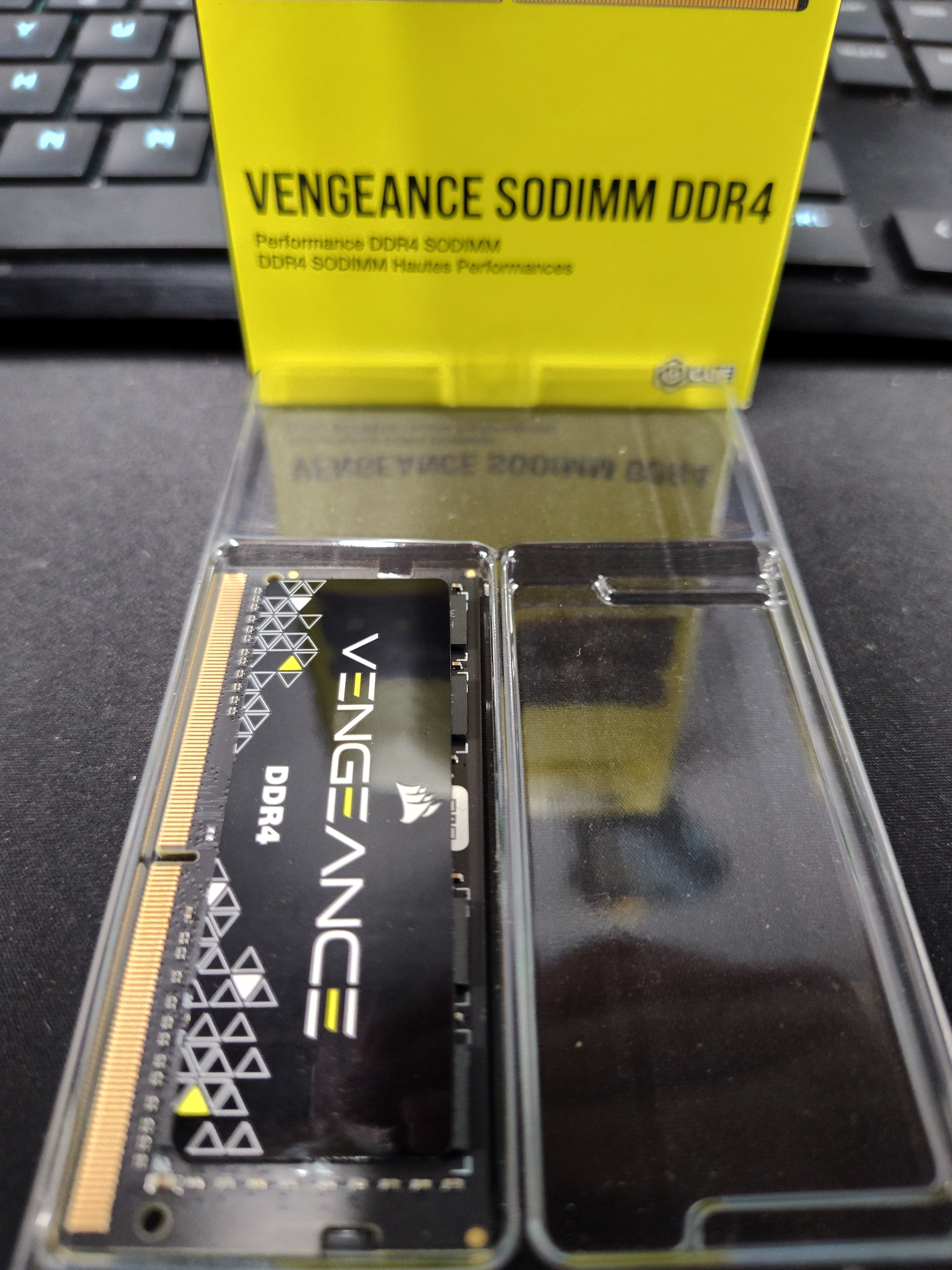 CORSAIR Vengeance 32GB DDR4 3200MHz CL22 SODIMM Laptop RAM CMSX32GX4M1A3200C22 - As New CORSAIR