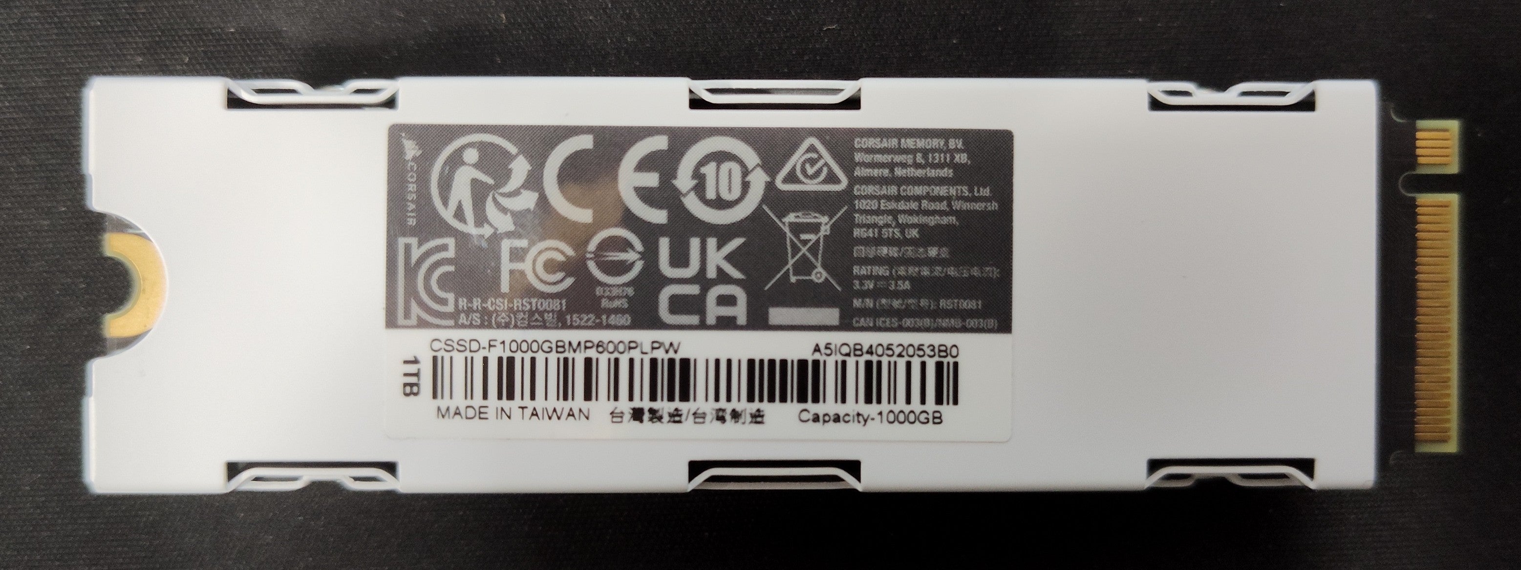 CORSAIR MP600 PRO LPX 1TB PCIe Gen4 NVMe M.2 SSD PS5 Compatible White – As New CORSAIR