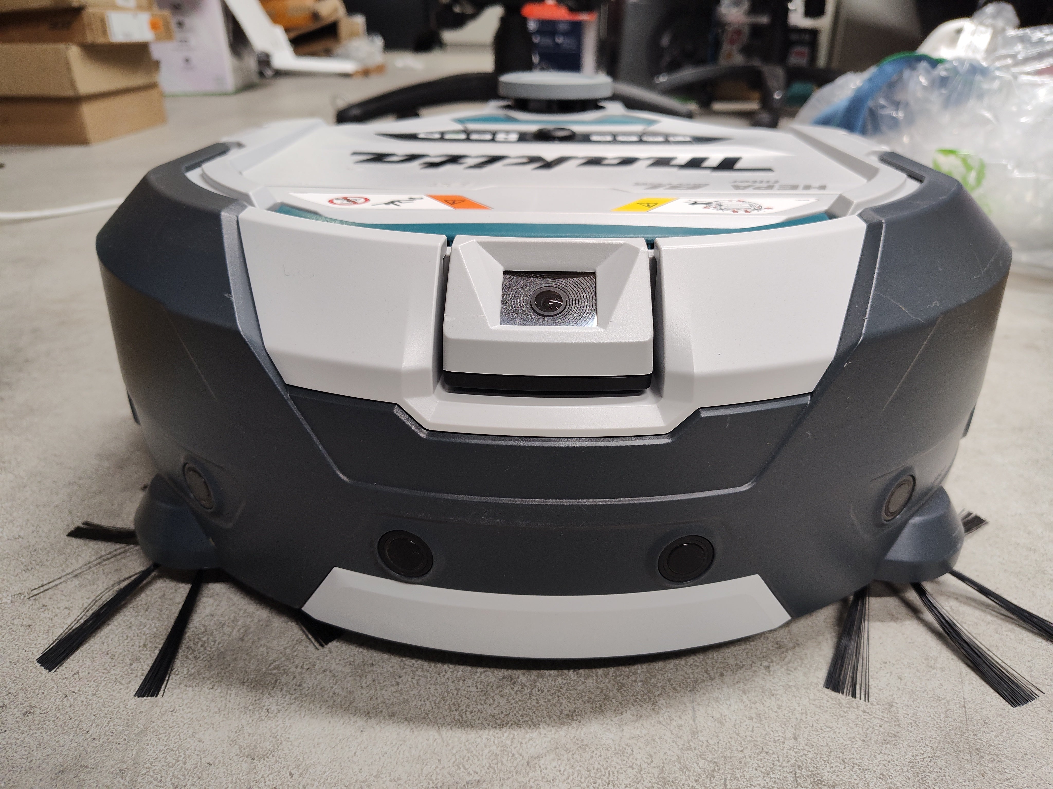 Makita DRC300Z 18V LXT Brushless Robotic Vacuum Cleaner Skin – Excellent Used Condition (Untested) Makita