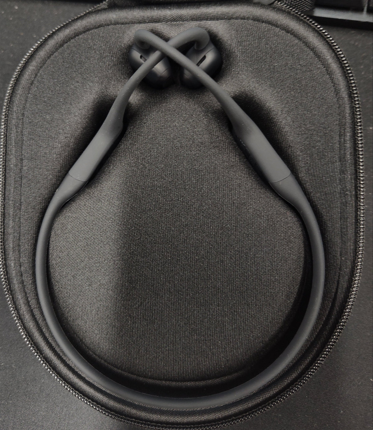 Shokz OpenRun Pro Bone Conduction Headphones Black - As New - Refurbished SHOKZ
