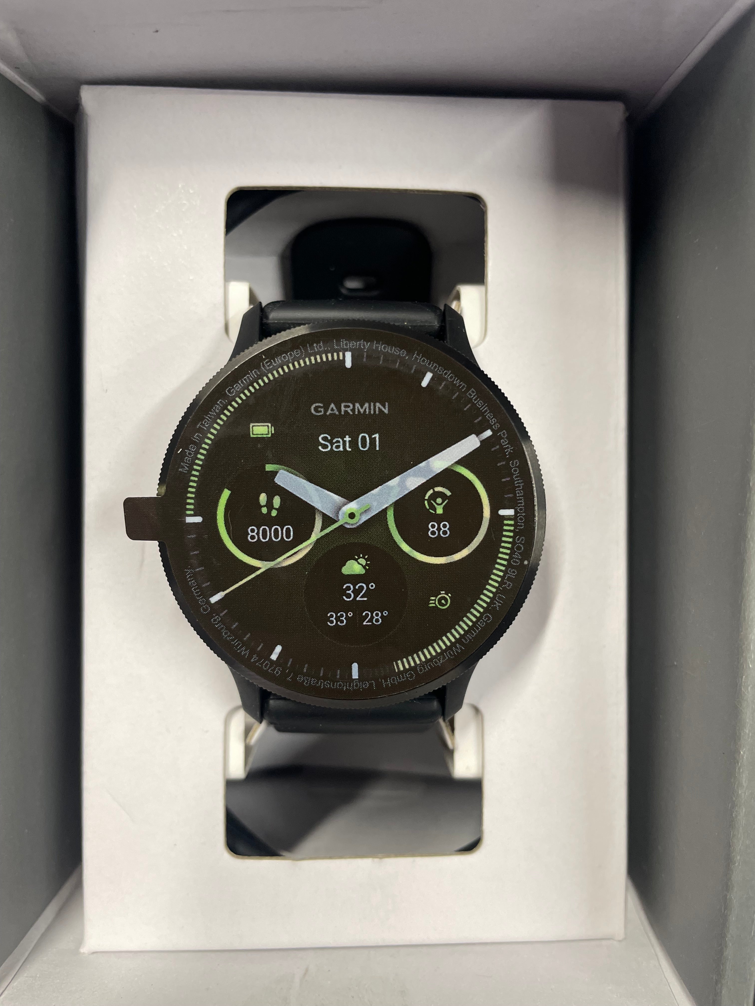 Garmin Venu 3 GPS Smartwatch AMOLED Display Health & Fitness Tracker Black – Excellent Condition GARMIN