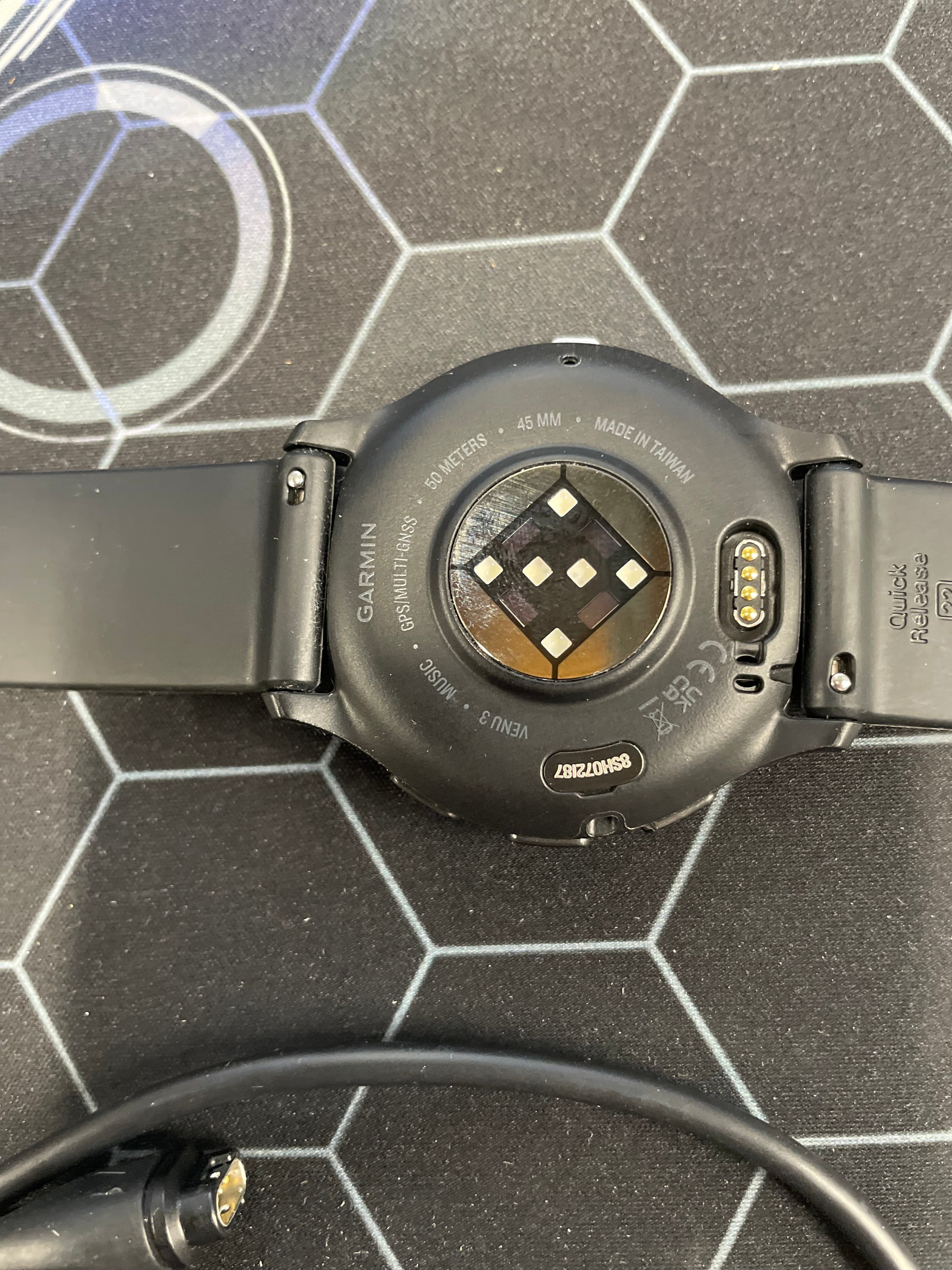 Garmin Venu 3 GPS Smartwatch AMOLED Display Health & Fitness Tracker Black – Excellent Condition GARMIN