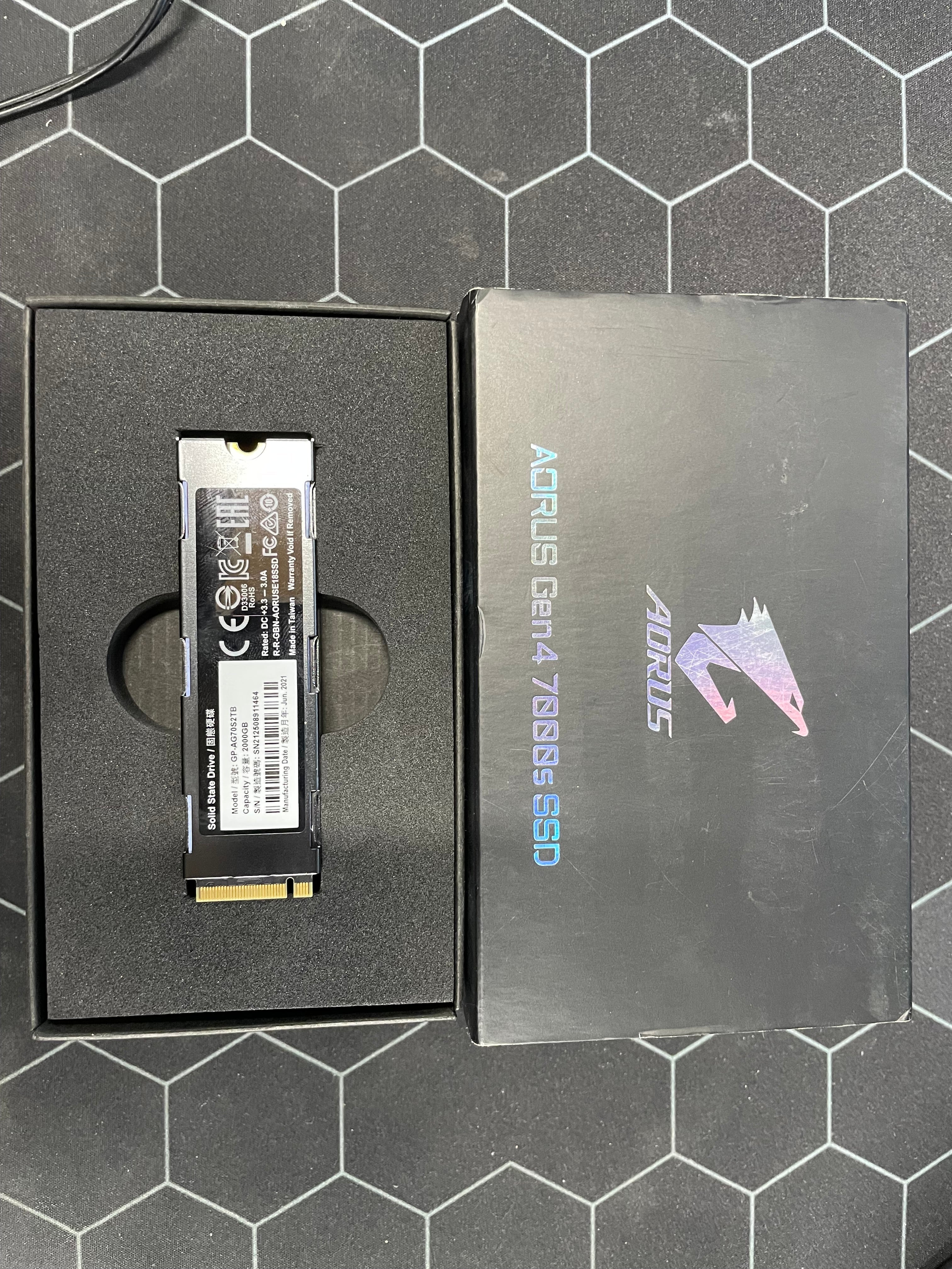 Gigabyte AORUS Gen4 7000s 2TB NVMe M.2 SSD PCIe 4.0 – As New GIGABYTE
