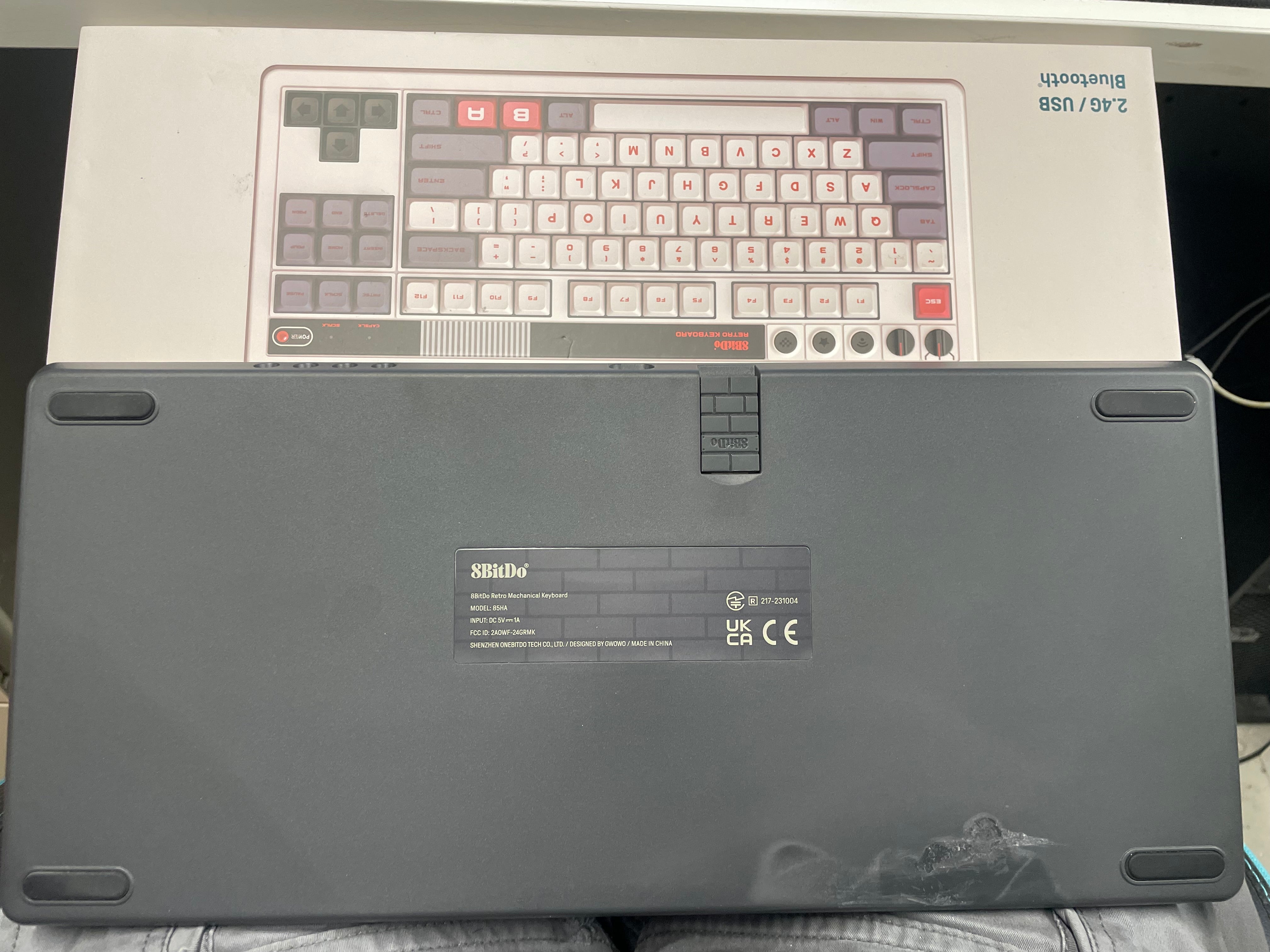 8BitDo Retro Mechanical Keyboard Bluetooth 2.4G USB-C Hot Swappable – Excellent Condition 8BITDO