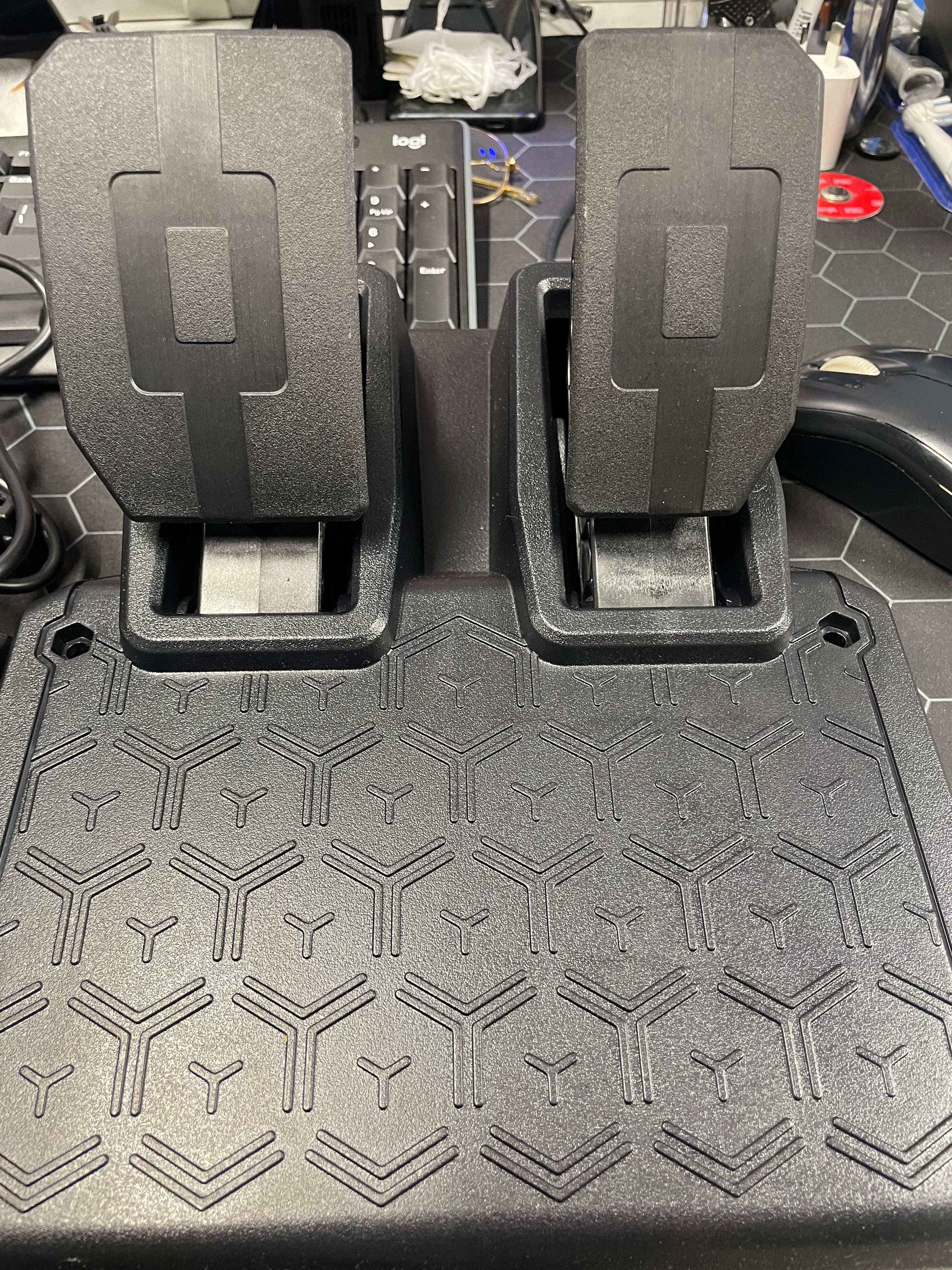 Thrustmaster T98 Ferrari Racing Wheel & Pedal Set for PS5 PS4 PC – As New Thrustmaster