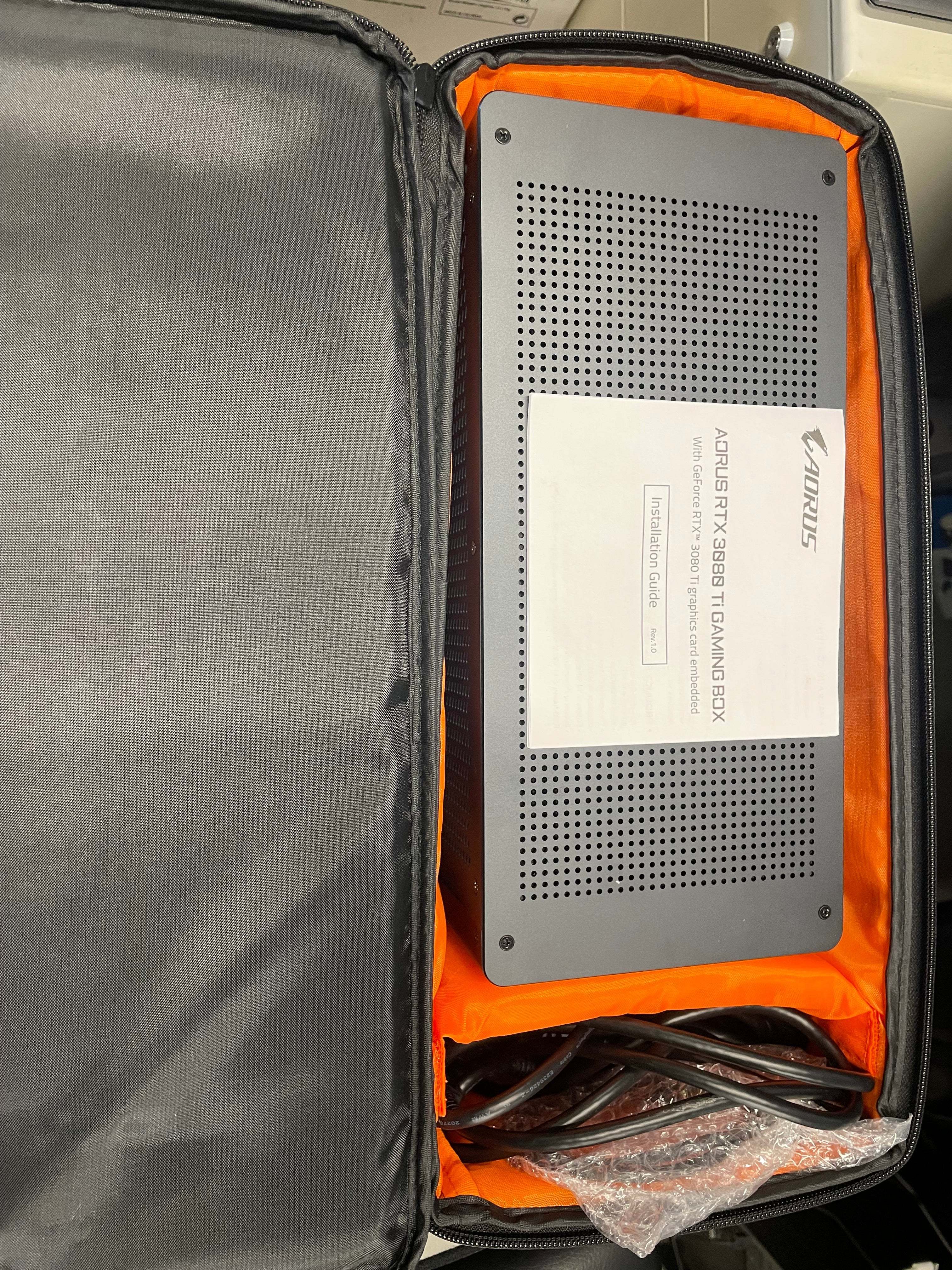 Gigabyte AORUS RTX 3080 Ti Gaming Box eGPU Thunderbolt 3 External Graphics Card – As New GIGABYTE