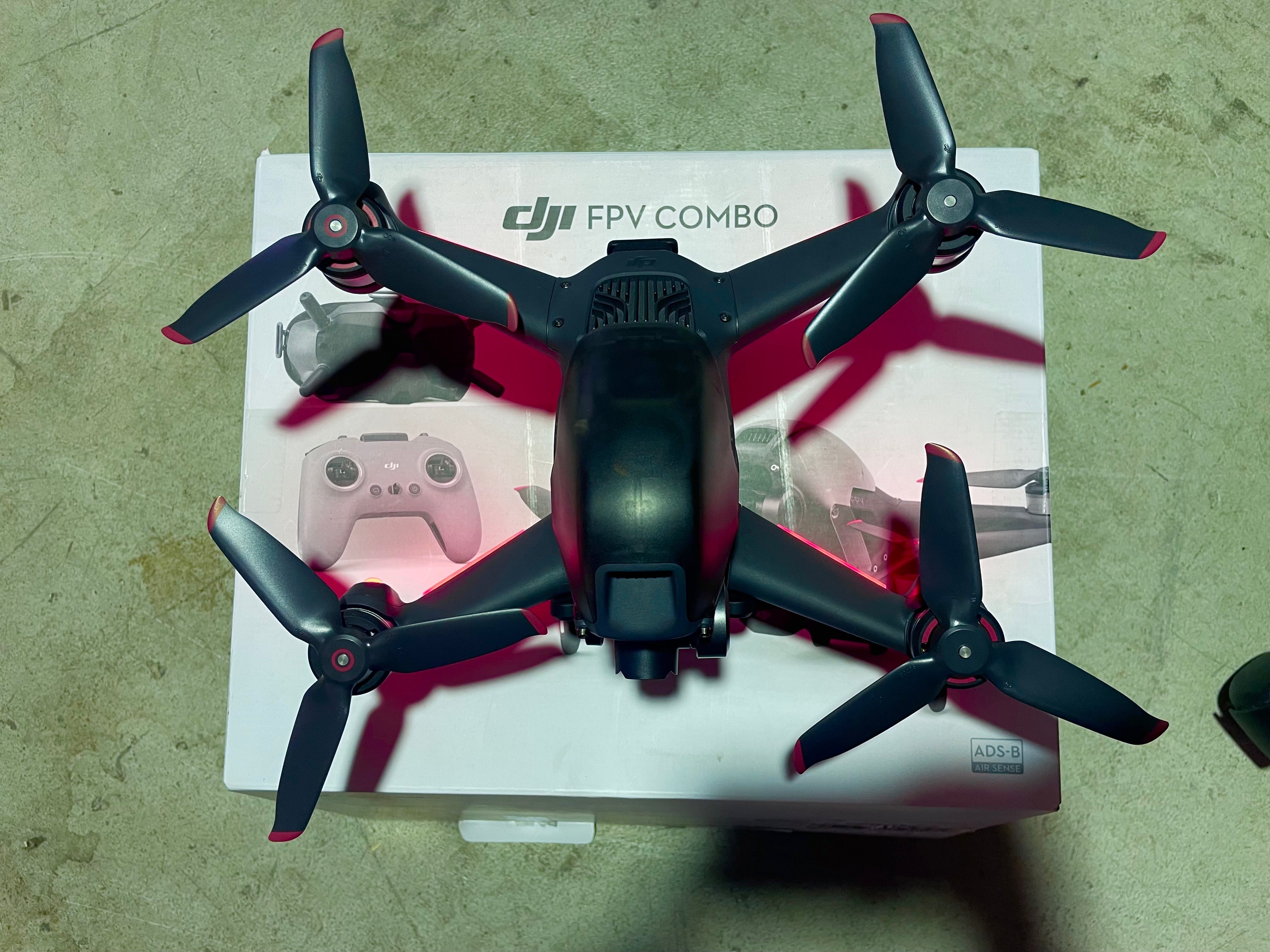 DJI FPV Combo Drone 4K Camera FPV Quadcopter Goggles Controller – As New DJI