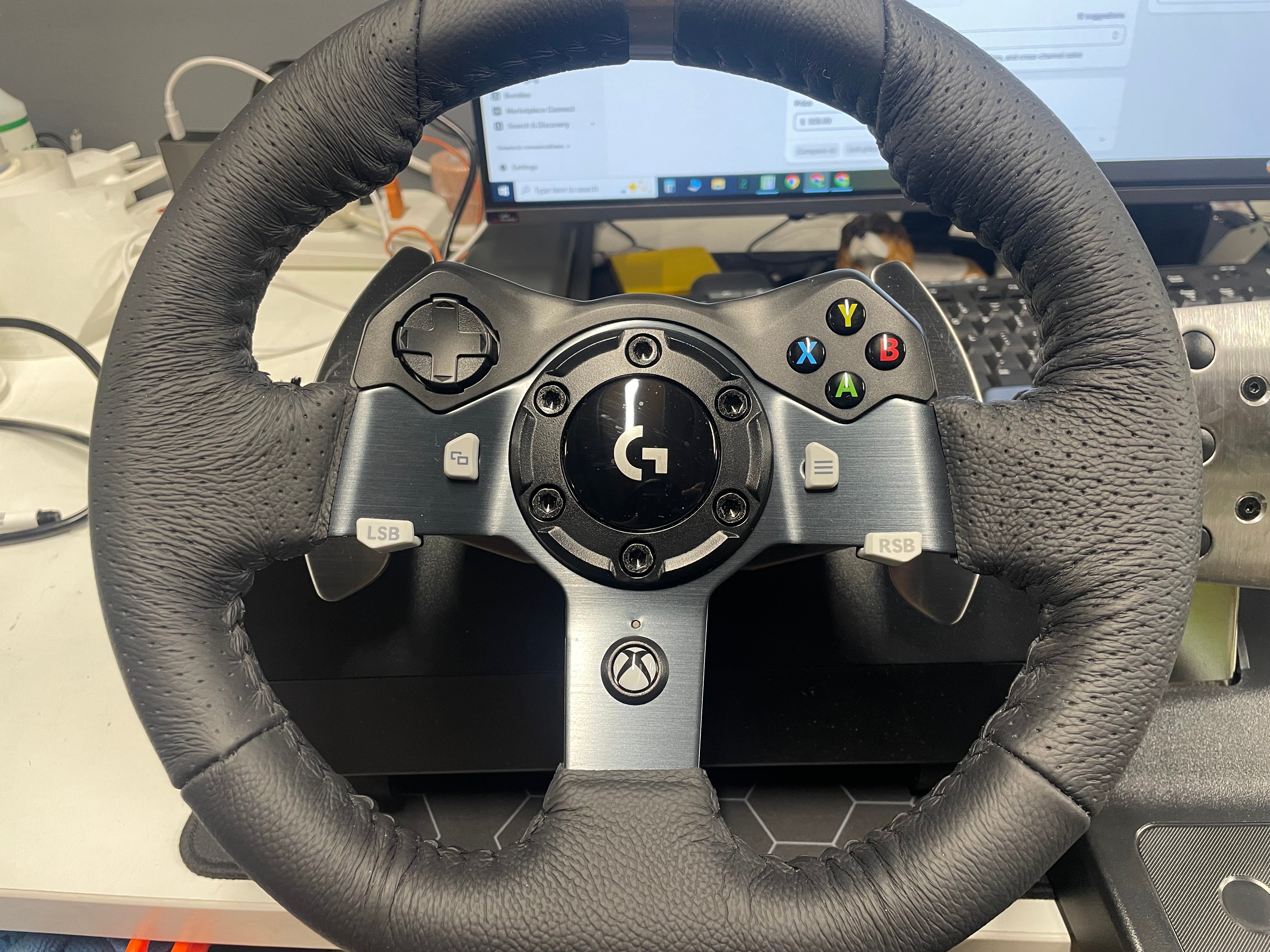 Logitech G920 Driving Force Racing Wheel & Pedals for Xbox Series X|S PC – Excellent Condition Logitech