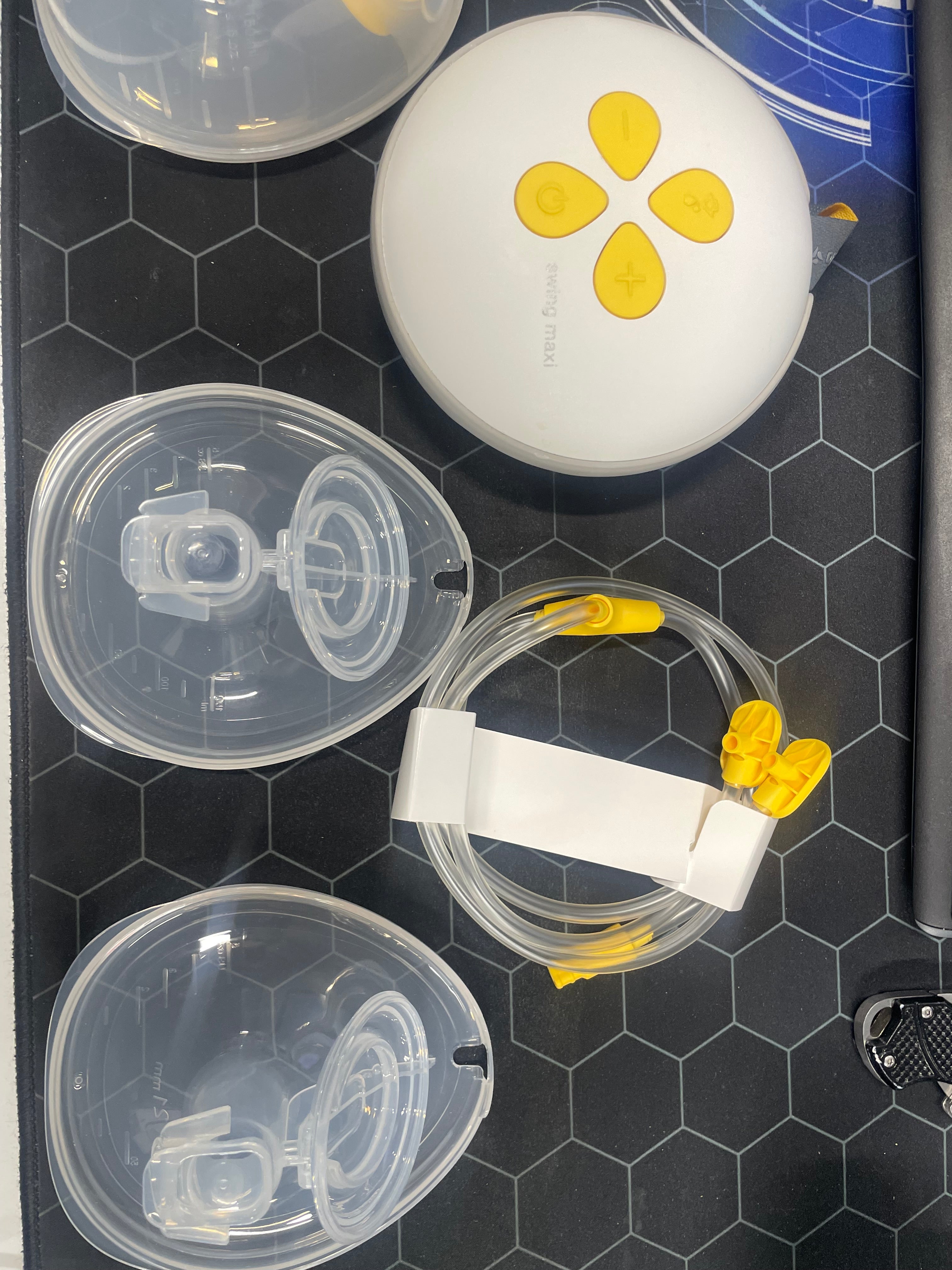 Medela Swing Maxi Hands-Free Double Electric Breast Pump – Excellent Condition MEDELA