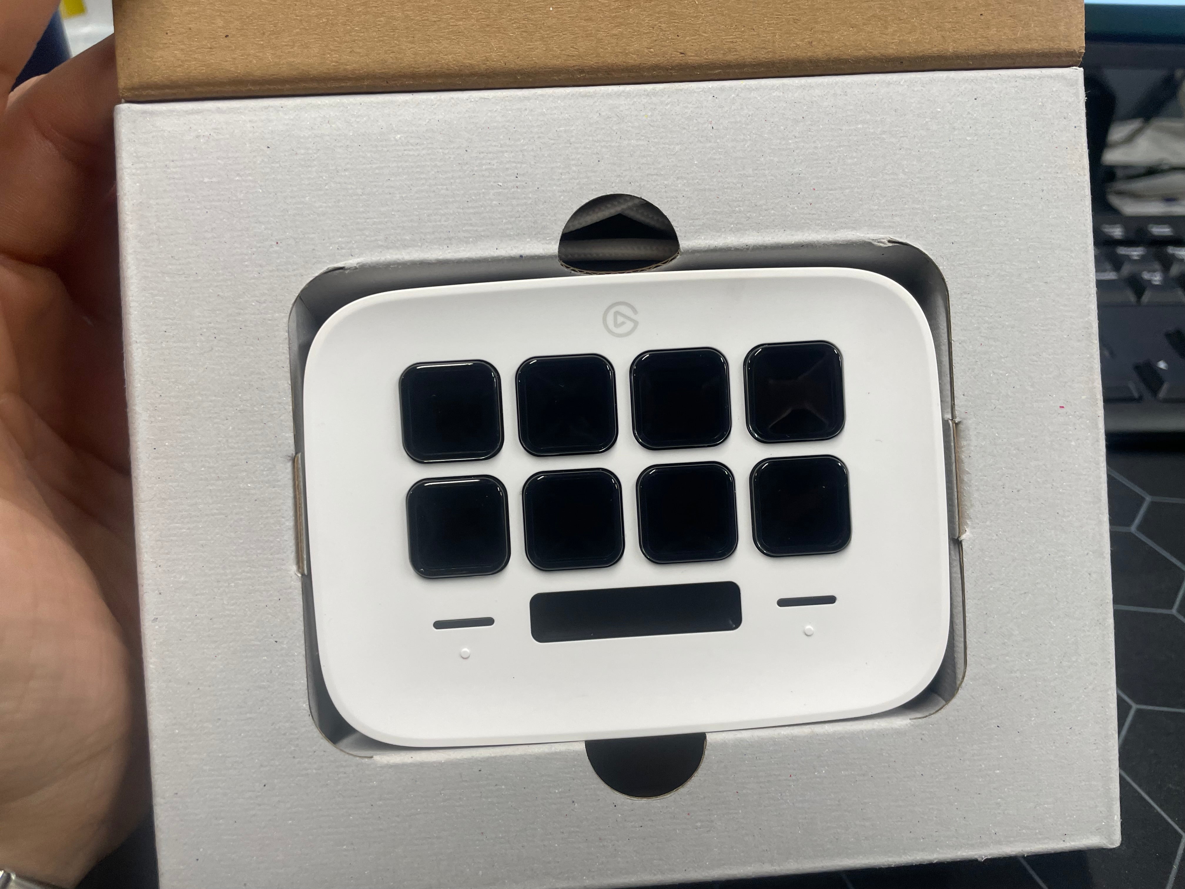 Elgato Stream Deck Neo 8-Key Customizable Control Pad for Mac & PC – As New Elgato